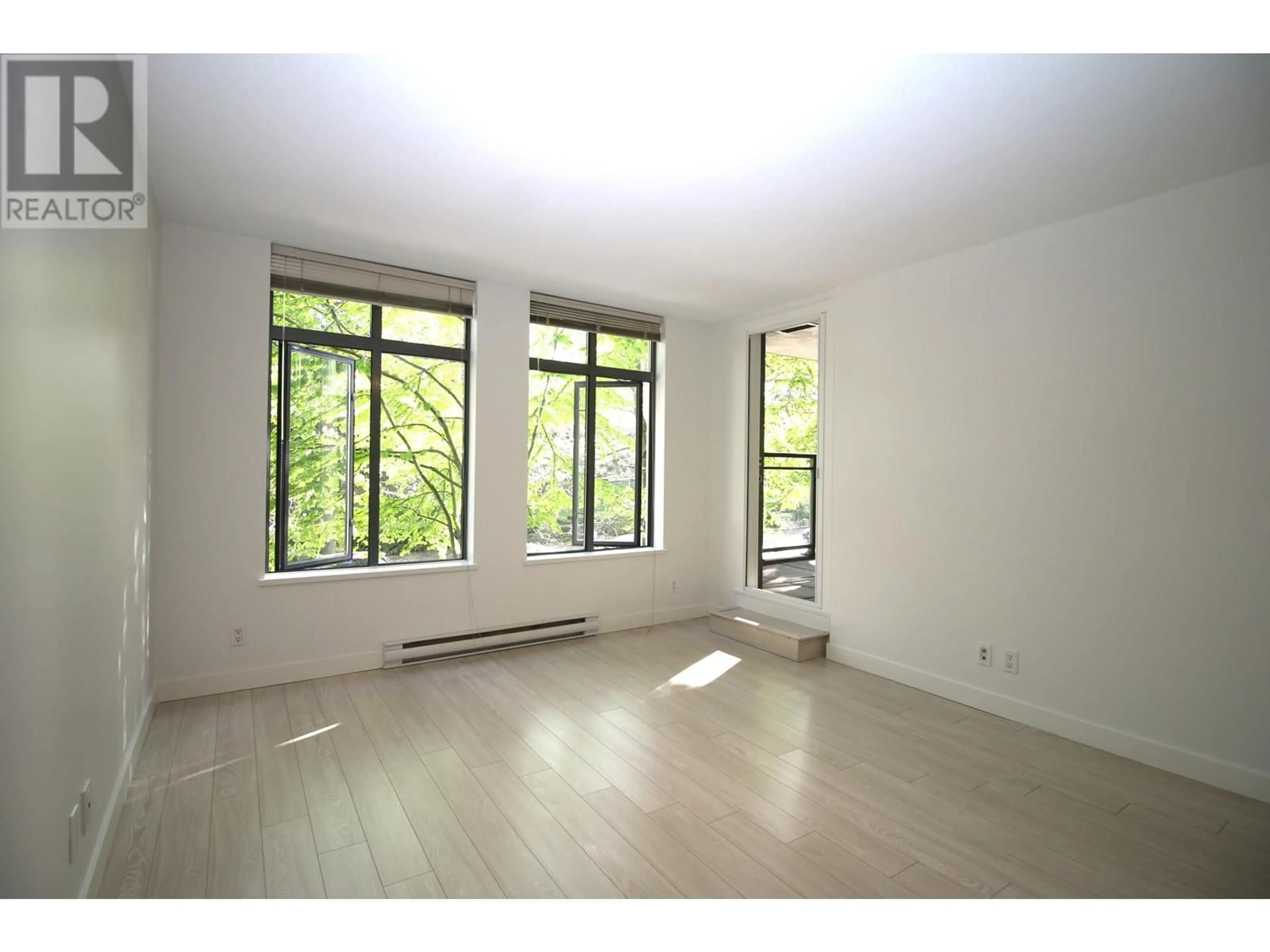 A pic of a room for 206 - 3660 VANNESS AVENUE, Vancouver British Columbia V5R6H8