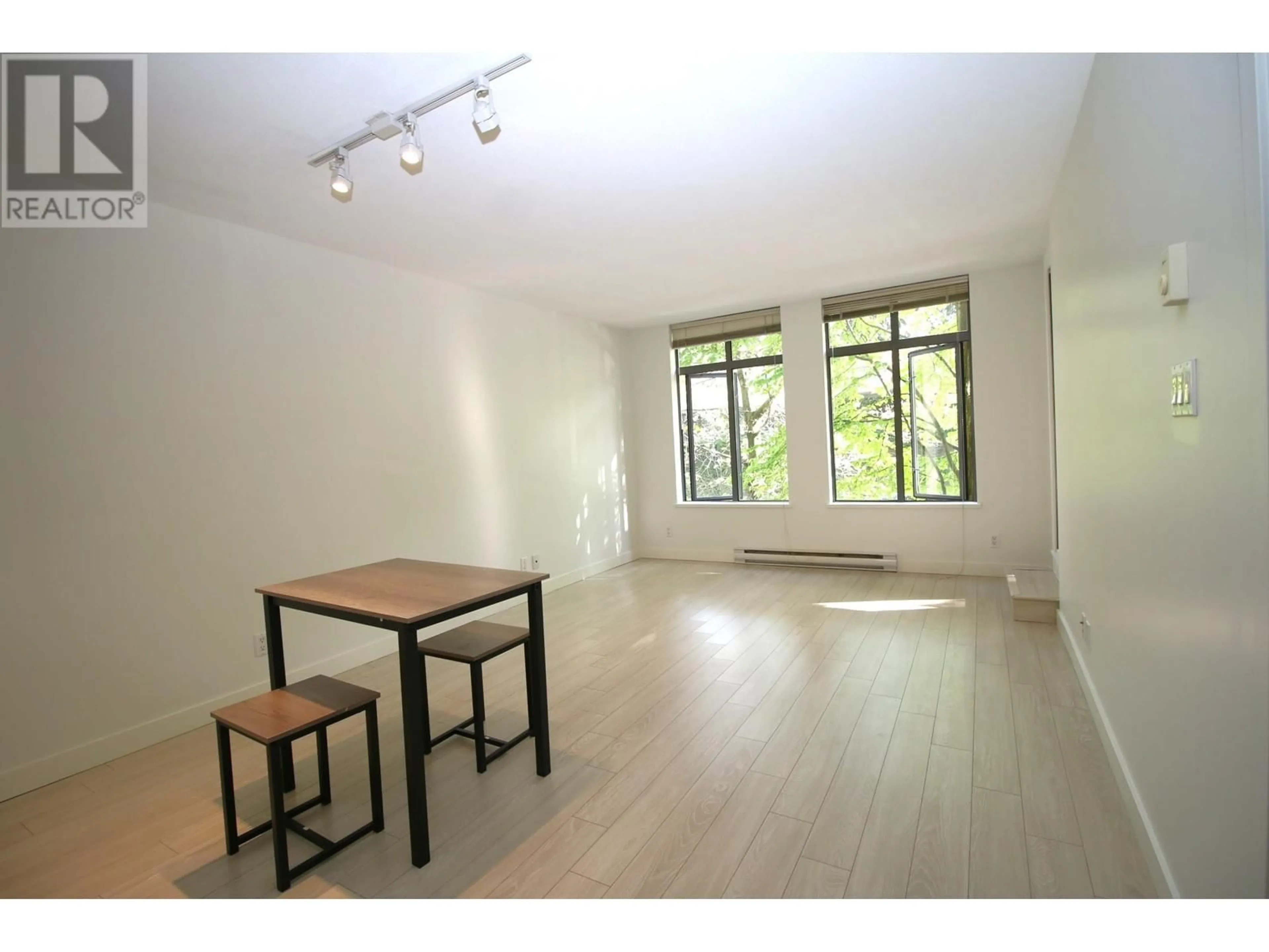 A pic of a room for 206 - 3660 VANNESS AVENUE, Vancouver British Columbia V5R6H8