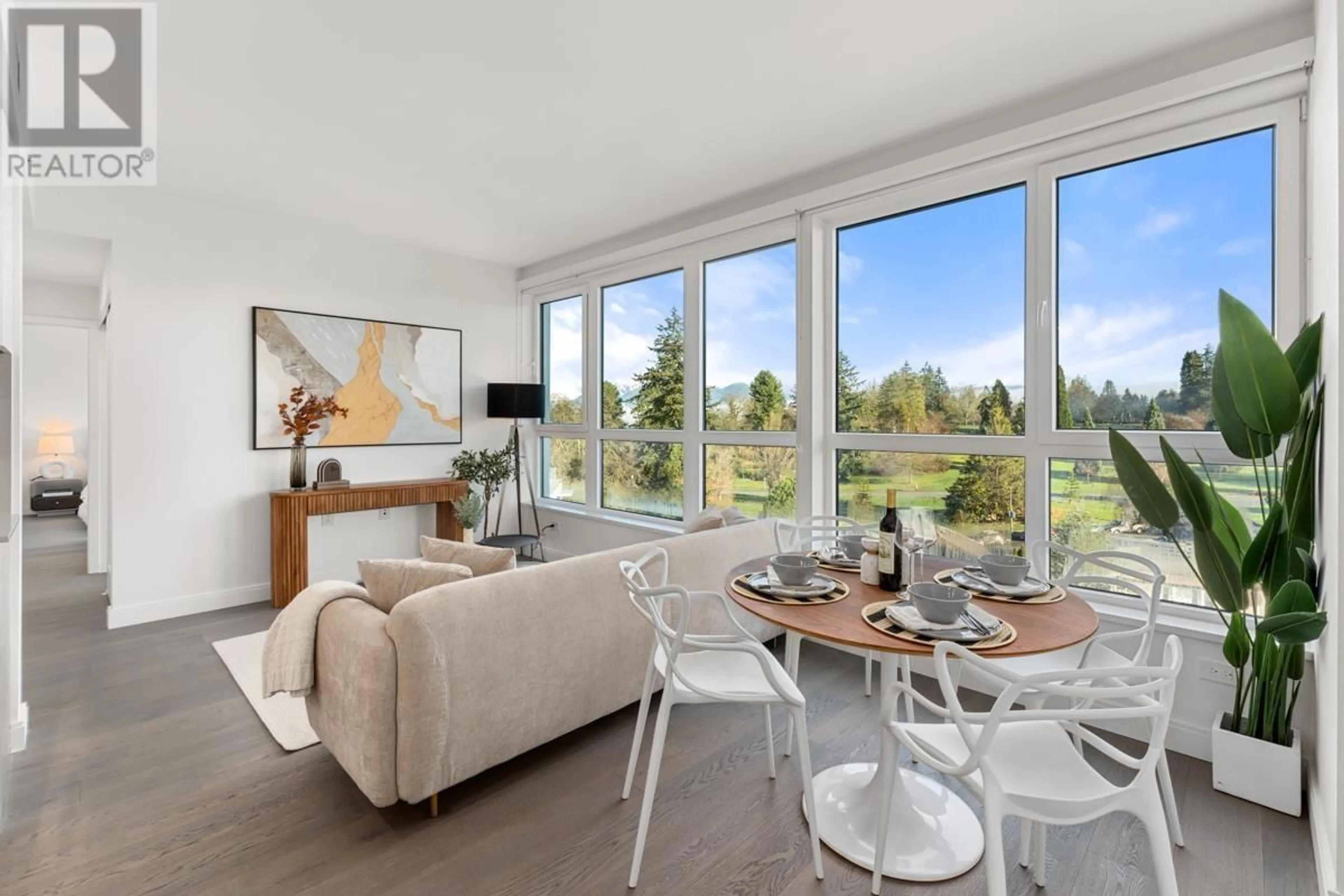 Living room with furniture, unknown for 601 - 4932 CAMBIE STREET, Vancouver British Columbia V5Z0K1