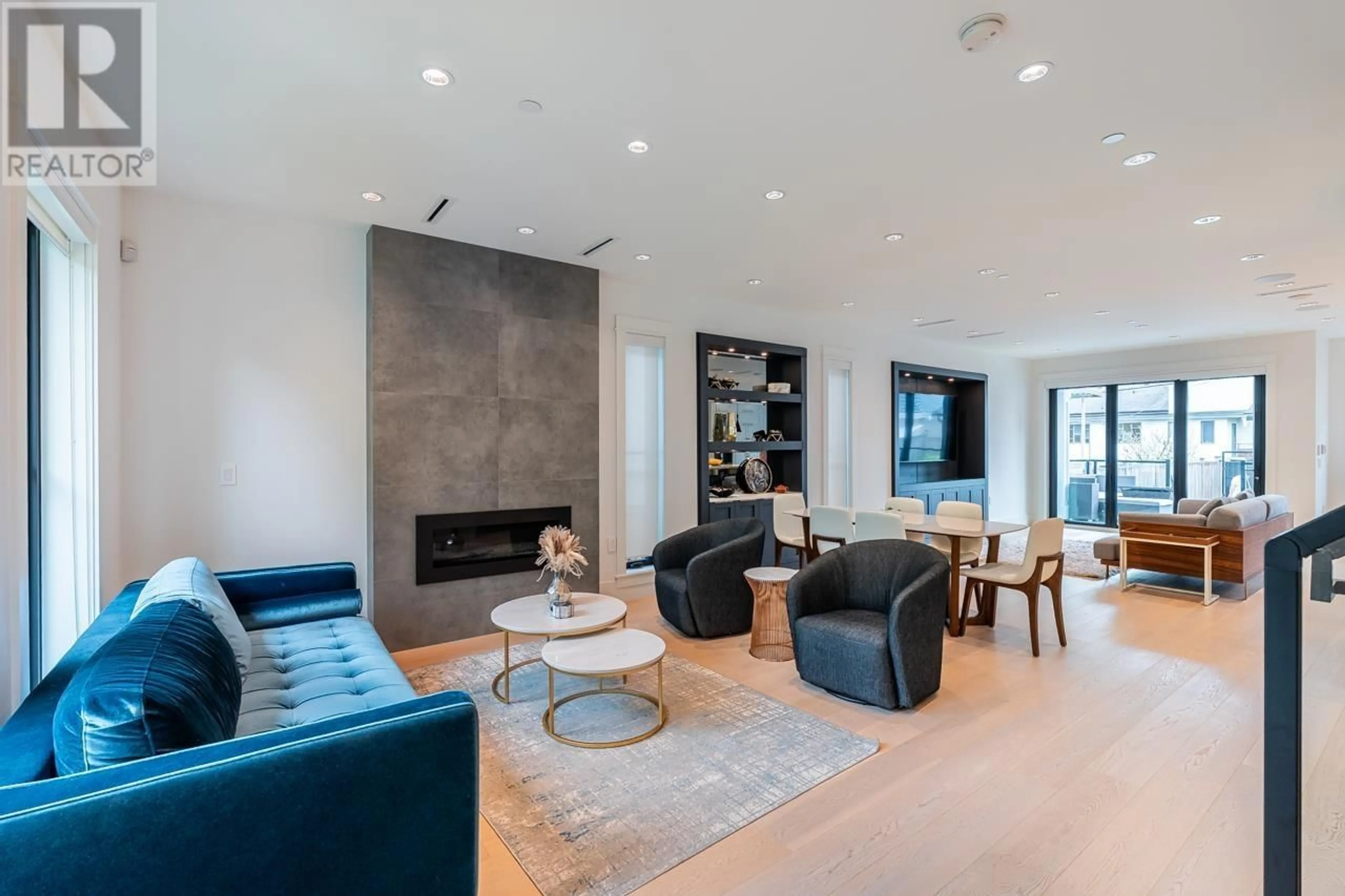 Living room with furniture, unknown for 116 39TH AVENUE, Vancouver British Columbia V5W1J8