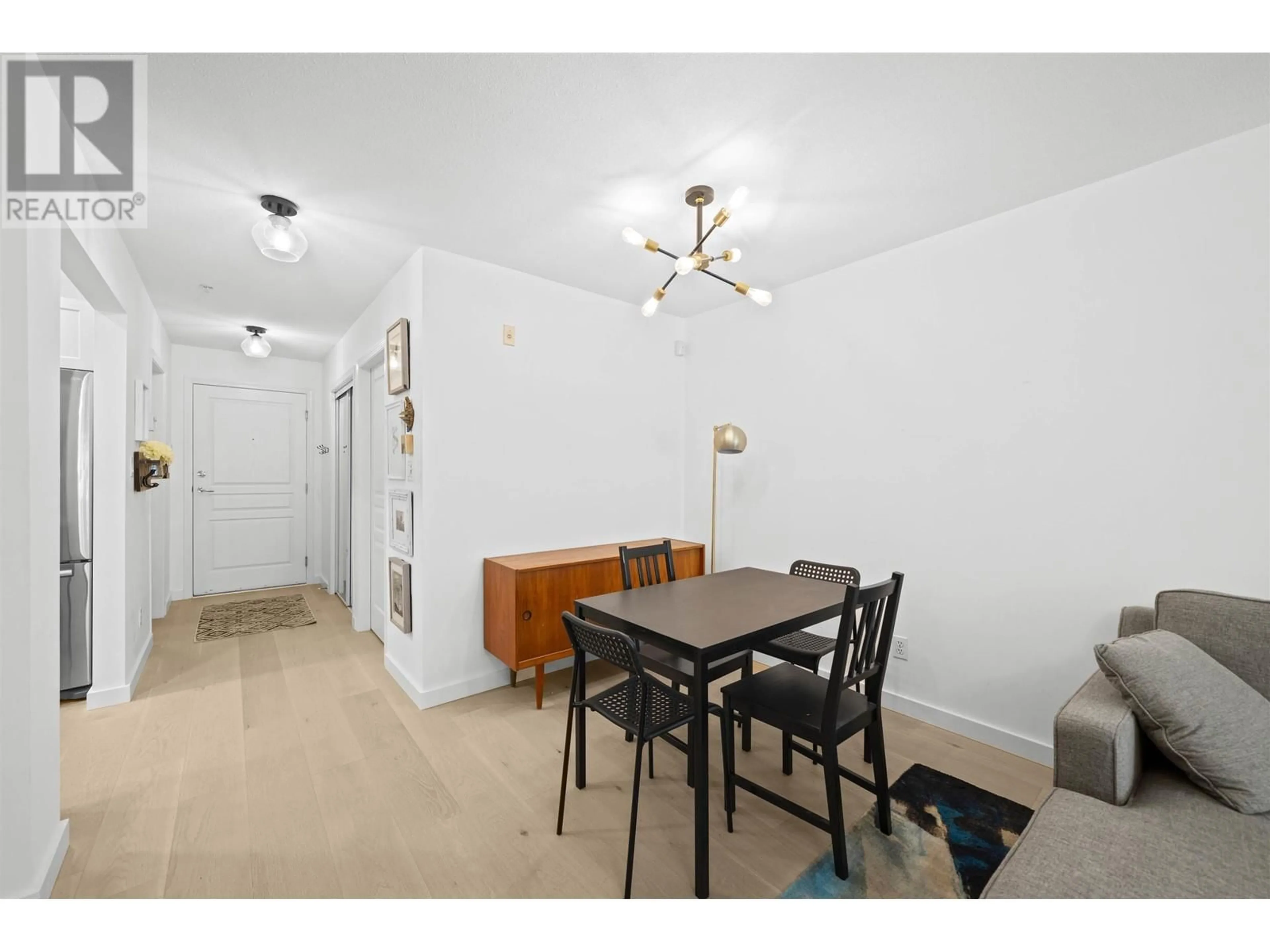 A pic of a room for 202 - 3333 4TH AVENUE, Vancouver British Columbia V6R4R9