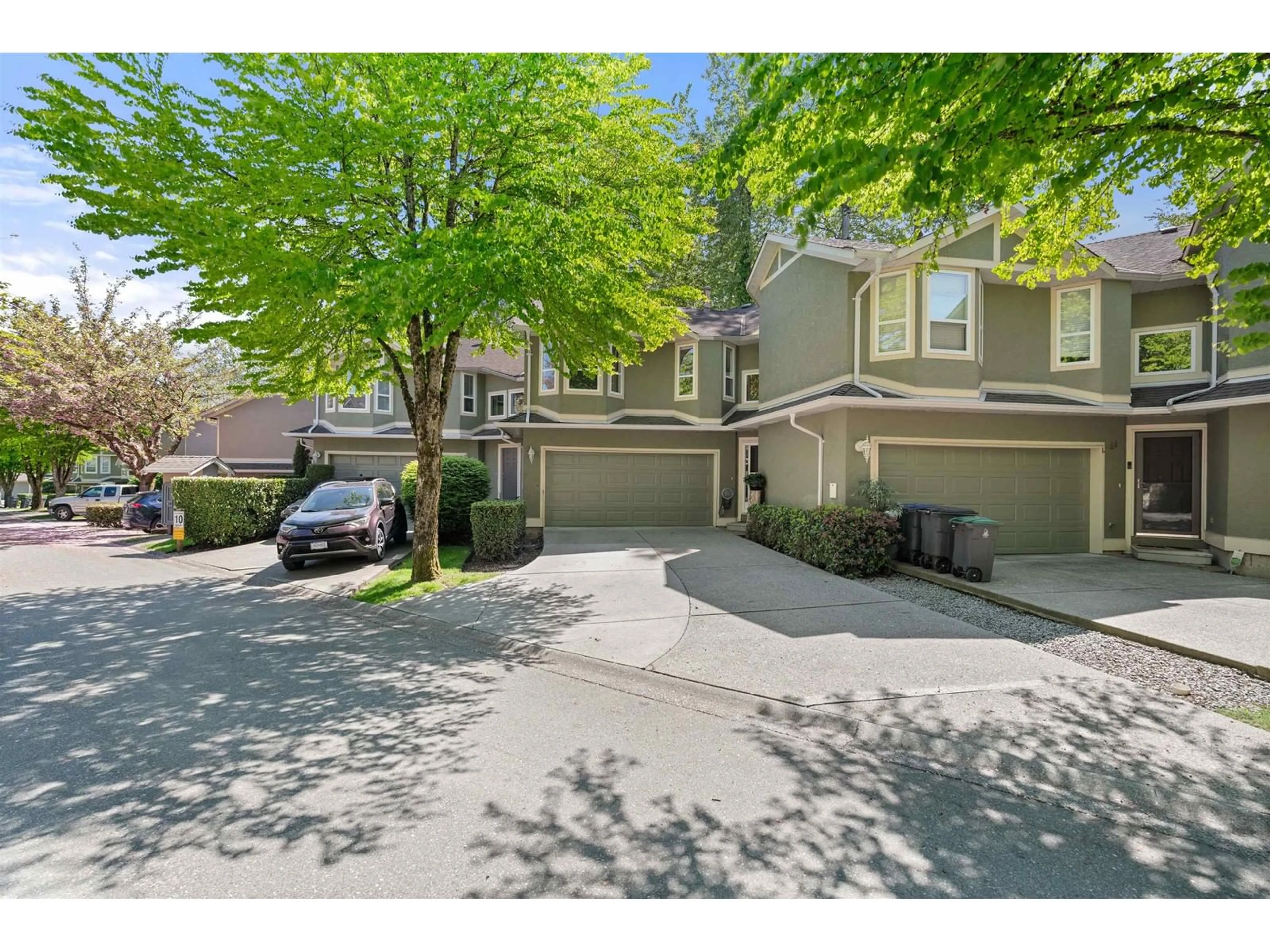 A pic from outside/outdoor area/front of a property/back of a property/a pic from drone, street for 63 - 16061 85, Surrey British Columbia V4N4Y5