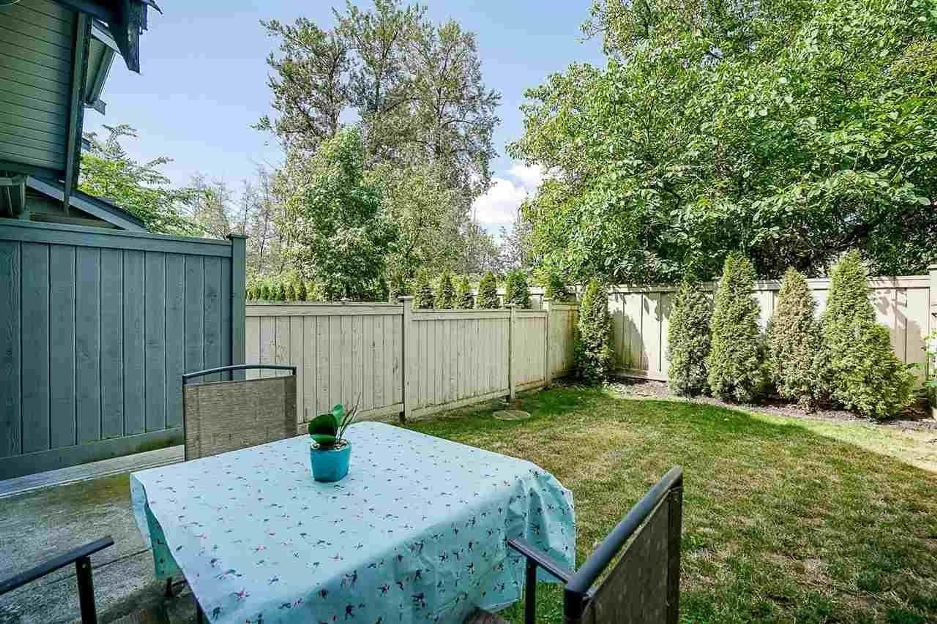 Patio, unknown for 24 - 7121 192, Surrey British Columbia V4N6K6