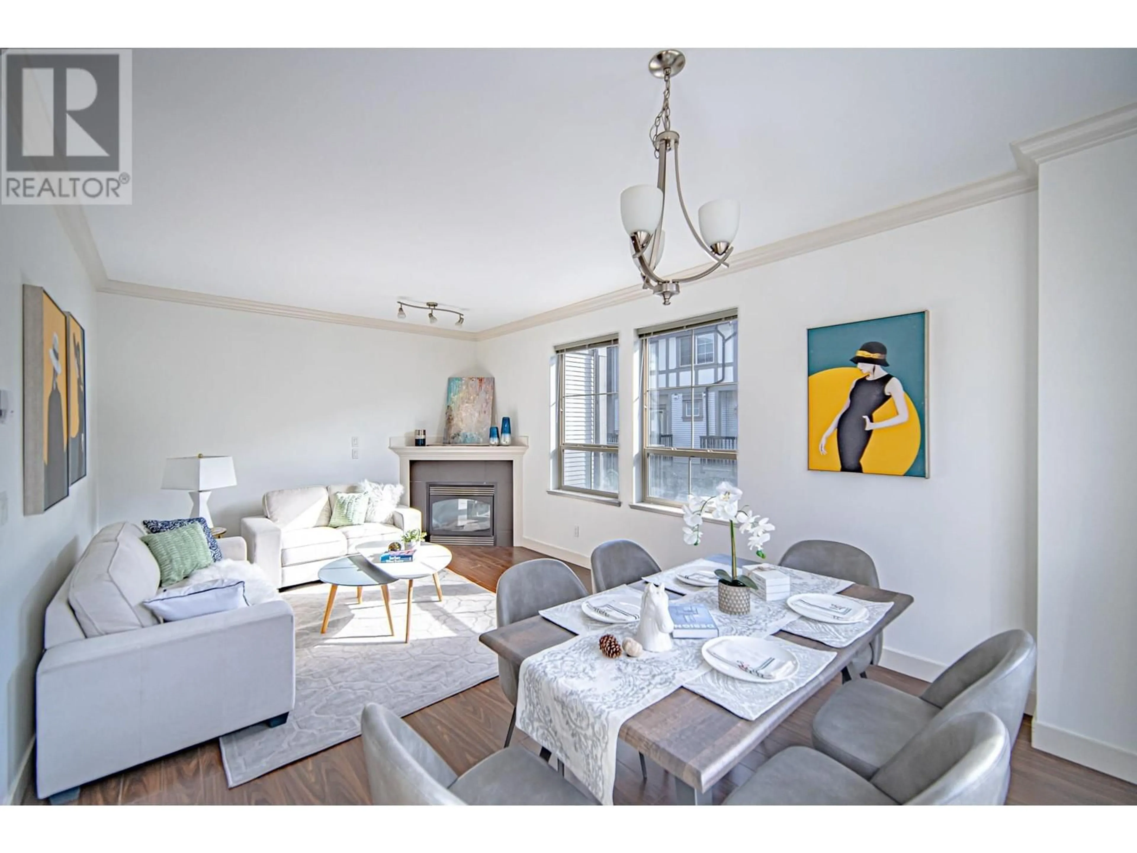 Living room with furniture, unknown for 27 - 9688 KEEFER AVENUE, Richmond British Columbia V6Y0B6