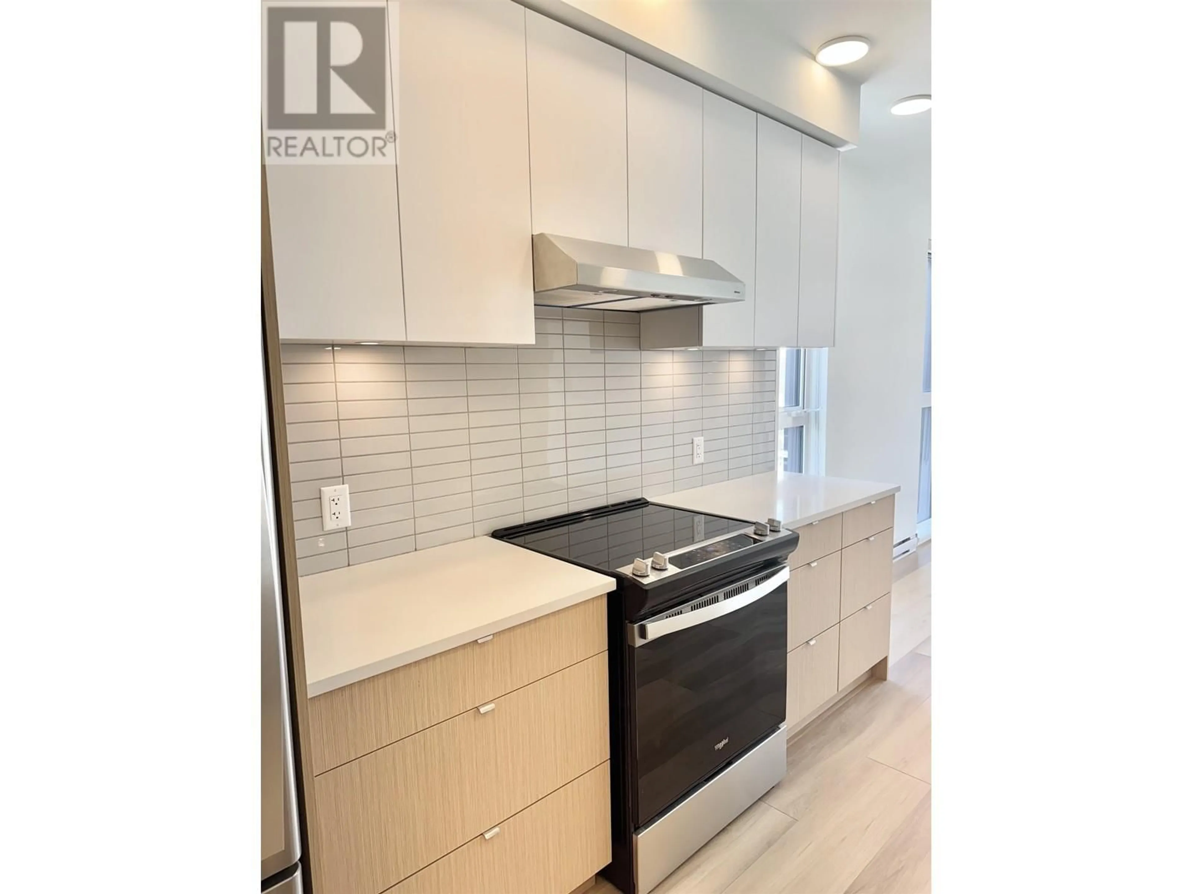 Unknown for 301 - 37994 SECOND AVENUE, Squamish British Columbia V8B0C3