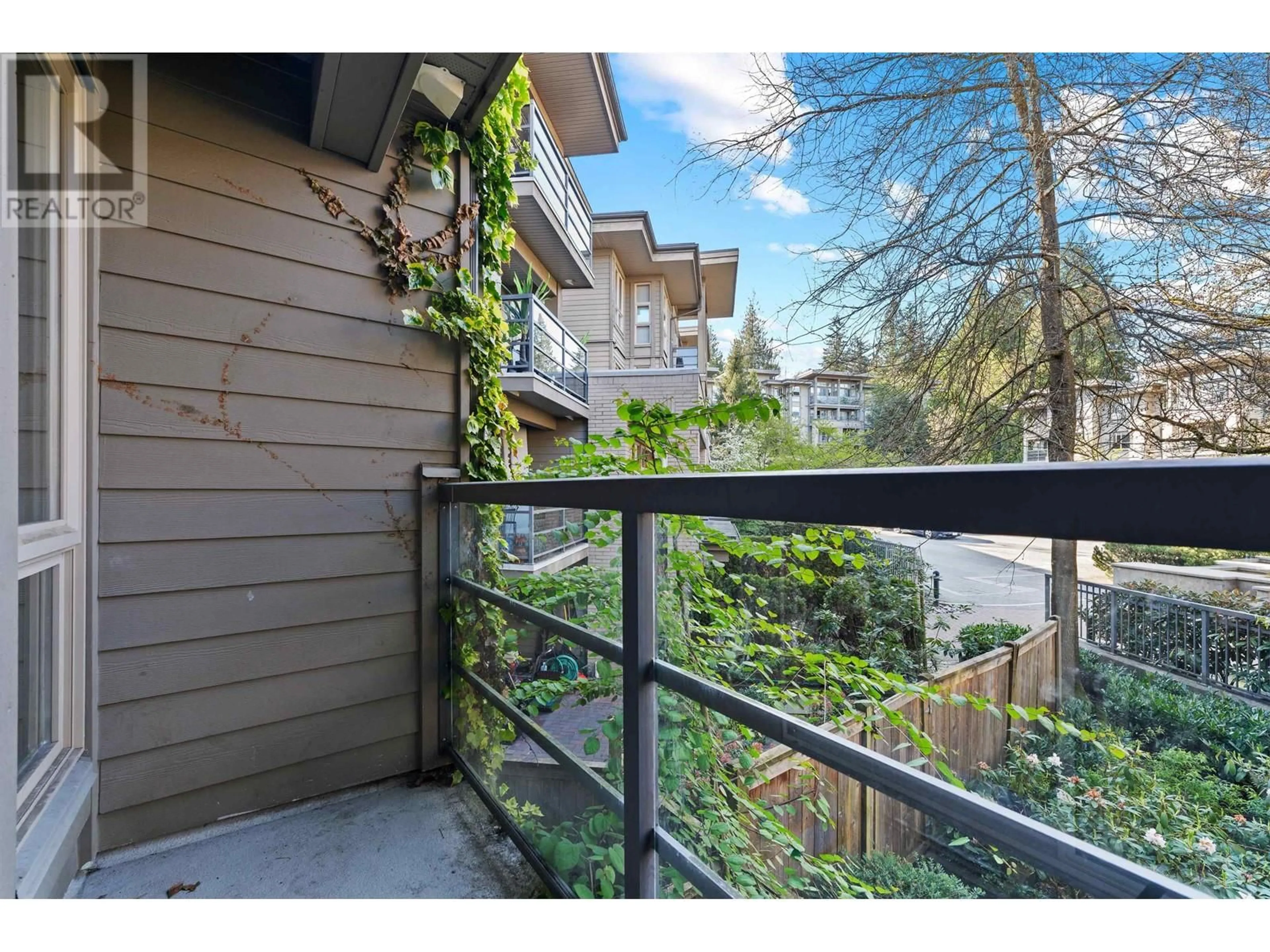 Patio, unknown for 319 - 9339 UNIVERSITY CRESCENT, Burnaby British Columbia V5A4Y1