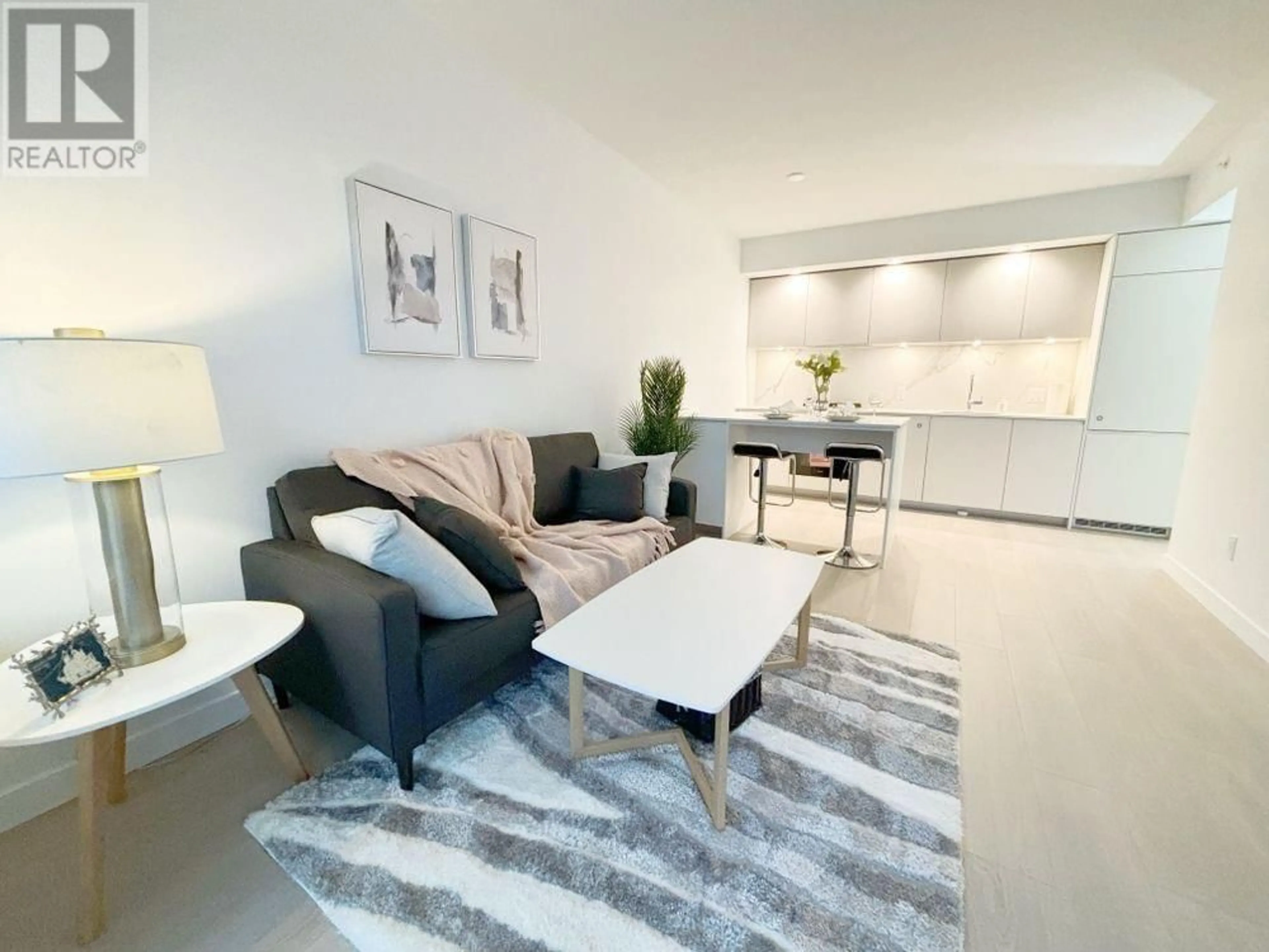 Living room with furniture, unknown for 2910 - 6537 TELFORD AVENUE, Burnaby British Columbia V5H0K9