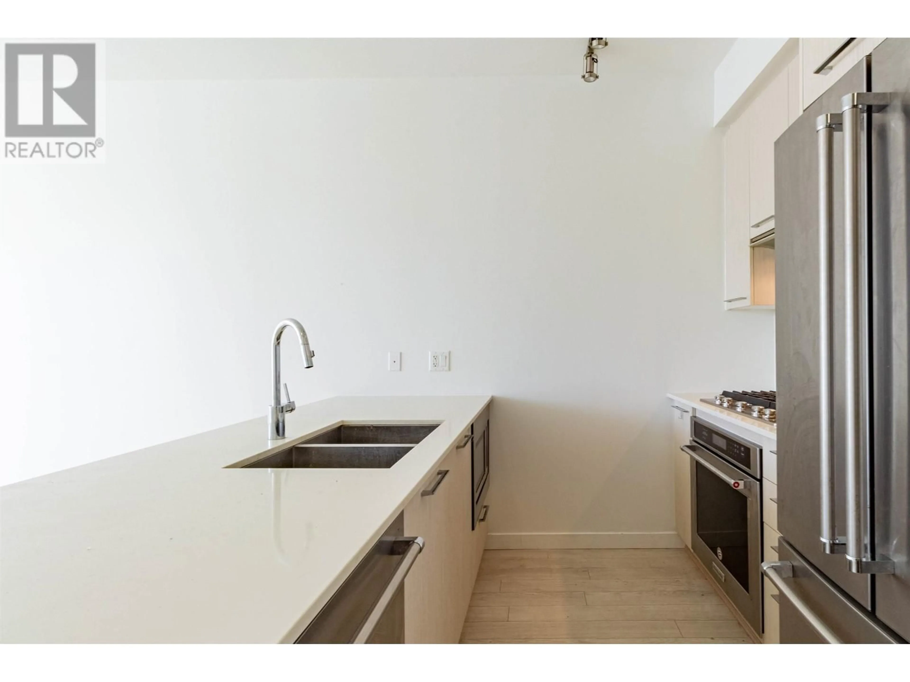 Standard kitchen, unknown for 904 - 7688 ALDERBRIDGE WAY, Richmond British Columbia V6X0P7