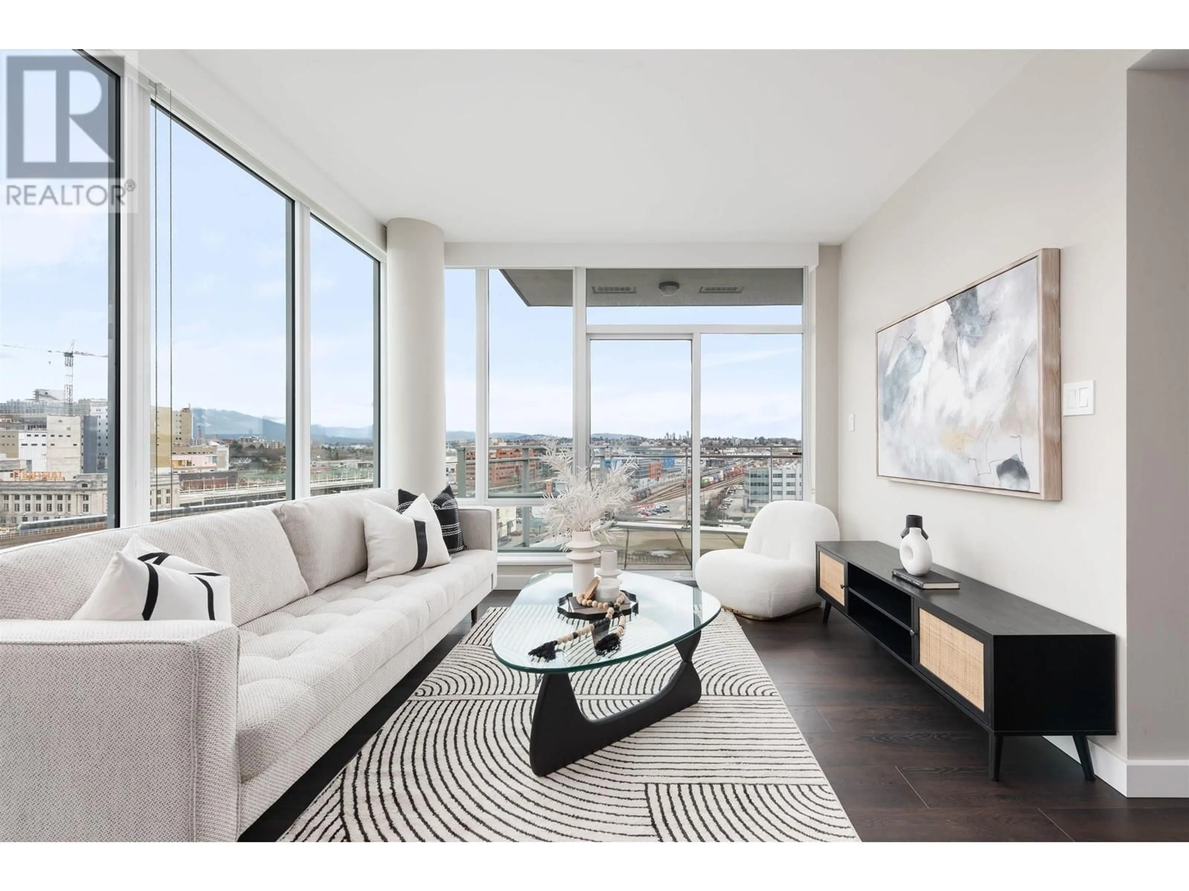 Living room with furniture, unknown for 1516 - 1618 QUEBEC STREET, Vancouver British Columbia V6A0C5