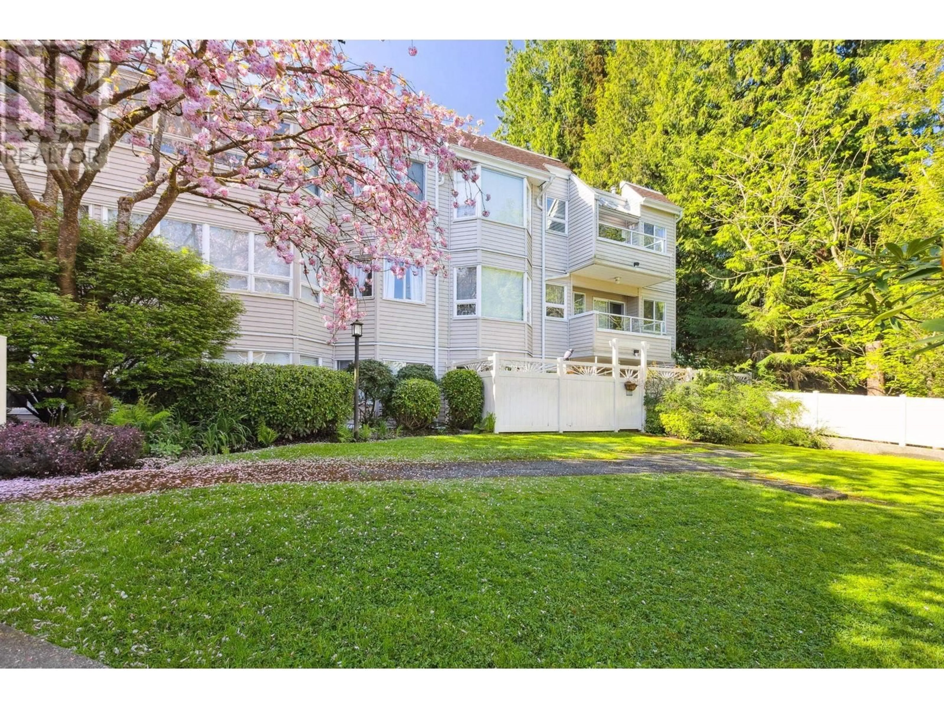 Unknown for 204 - 1155 ROSS ROAD, North Vancouver British Columbia V7K1C6