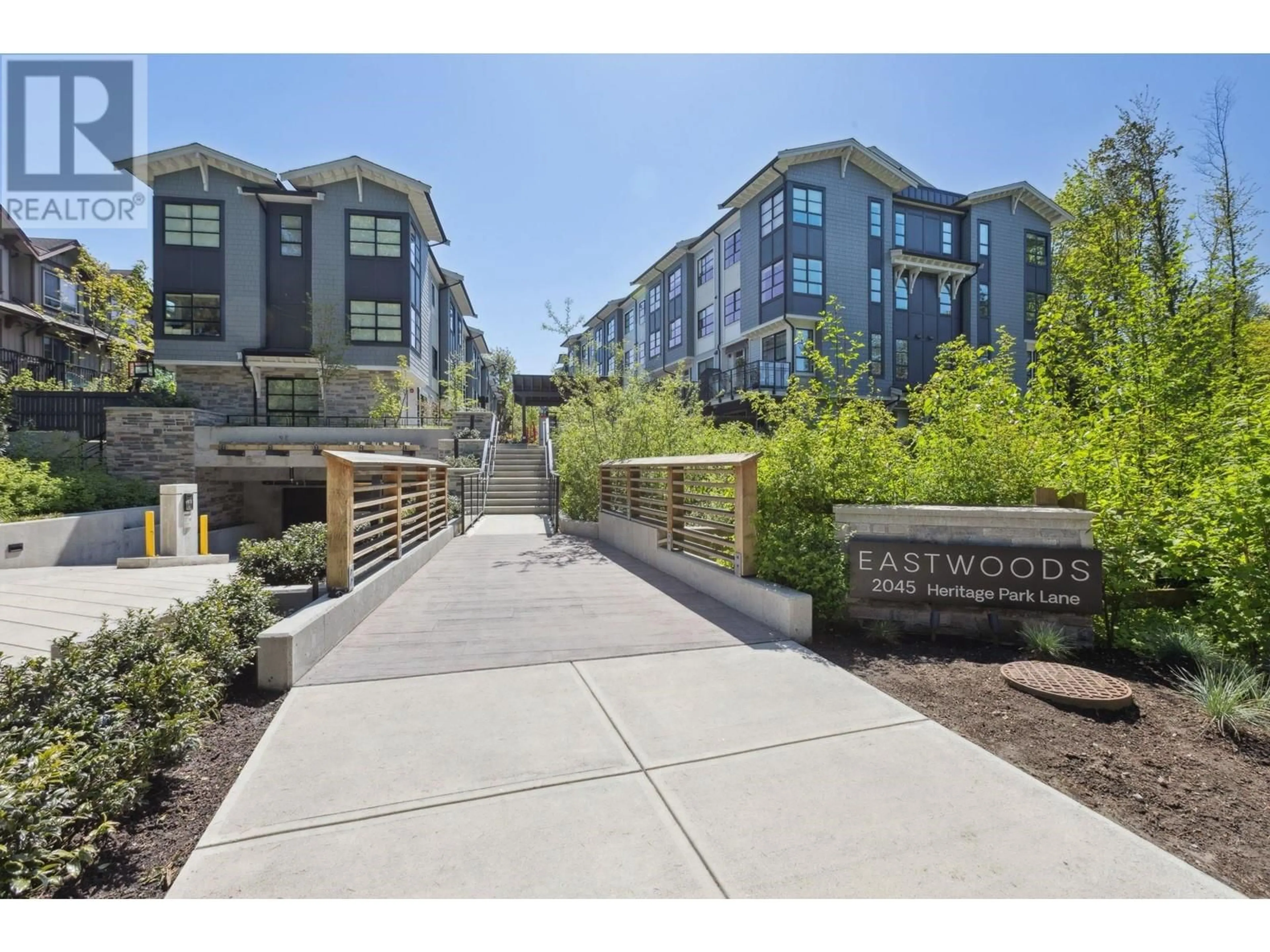 Patio, street for 110 - 2045 HERITAGE PARK LANE, North Vancouver British Columbia V7H1E2