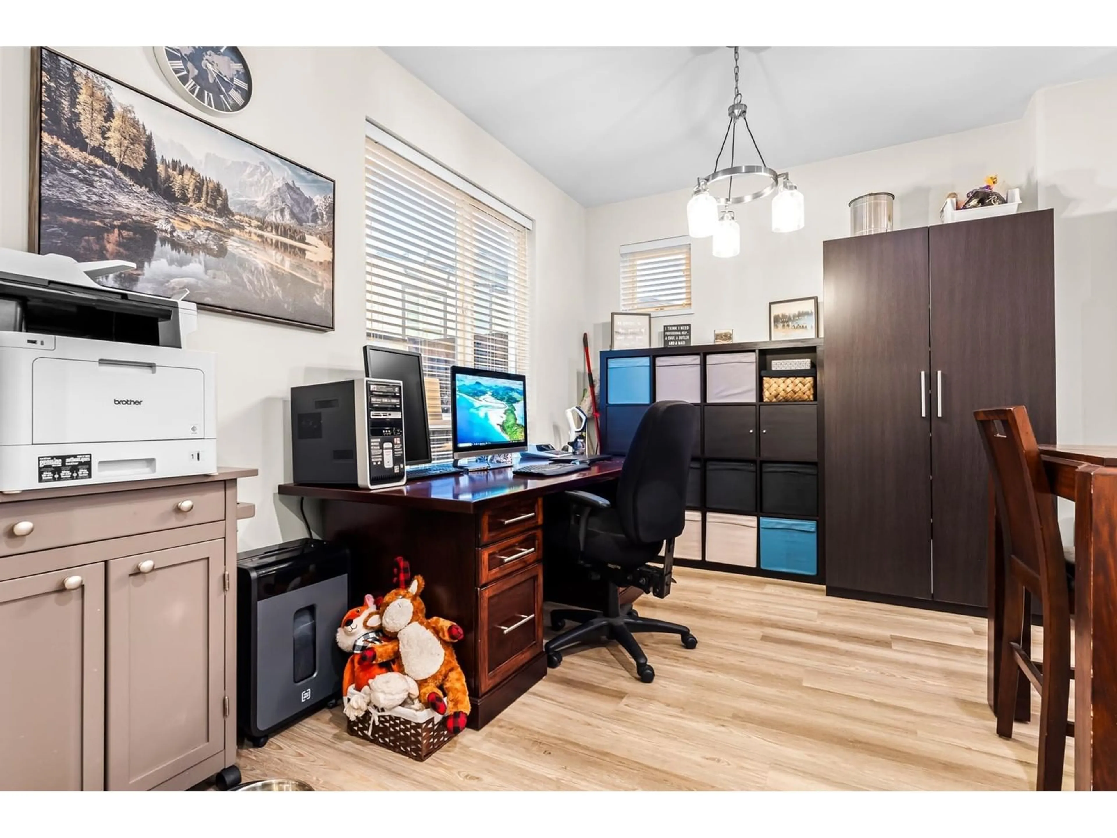 A pic of a room for 16 - 5515 199A, Langley British Columbia V3A1J7