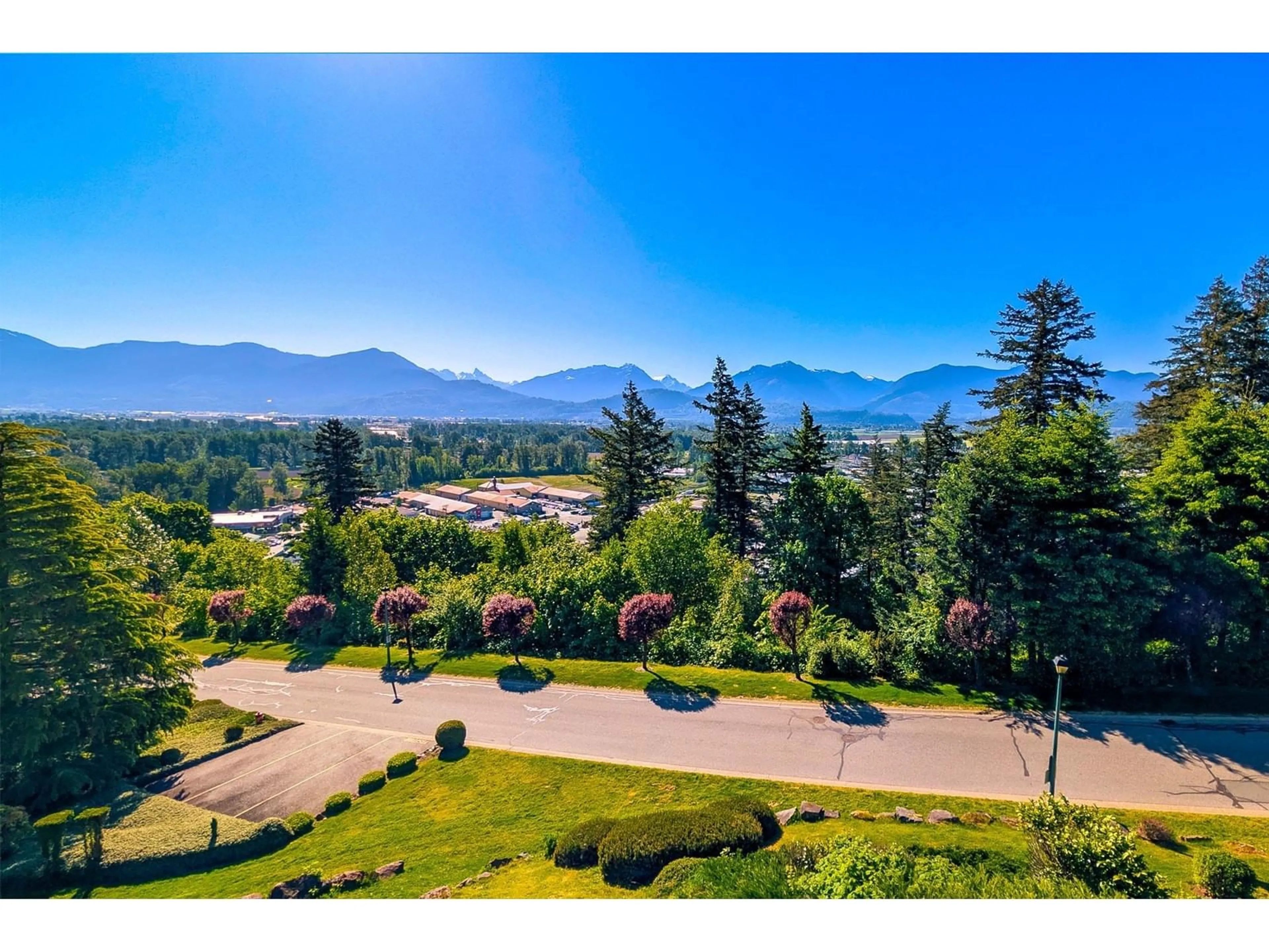 A pic from outside/outdoor area/front of a property/back of a property/a pic from drone, mountain view for 40 - 8590 SUNRISE DRIVE, Chilliwack British Columbia V2R3Z4
