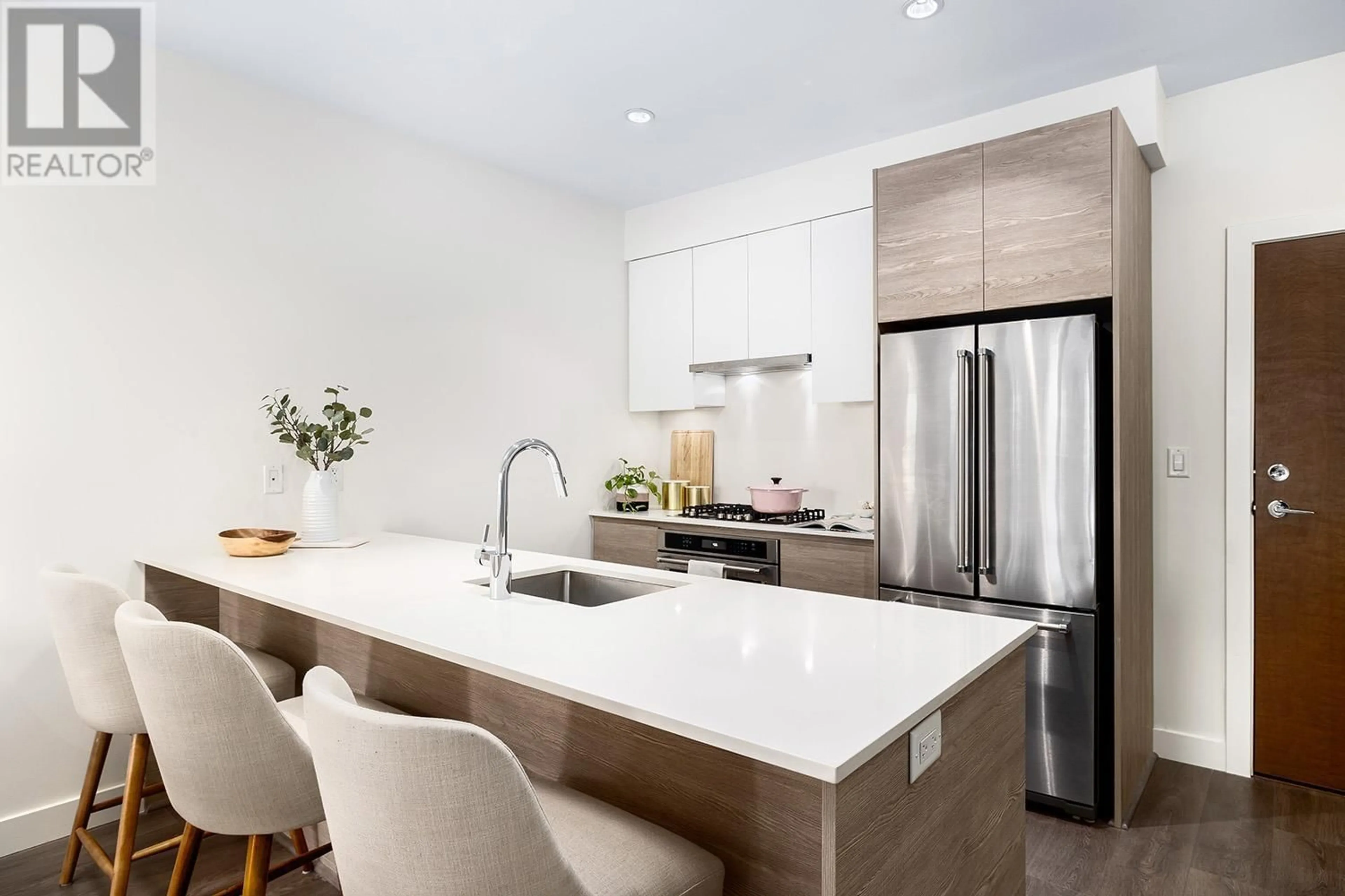 Contemporary kitchen, ceramic/tile floor for 212 - 4468 DAWSON STREET, Burnaby British Columbia V5C0J9