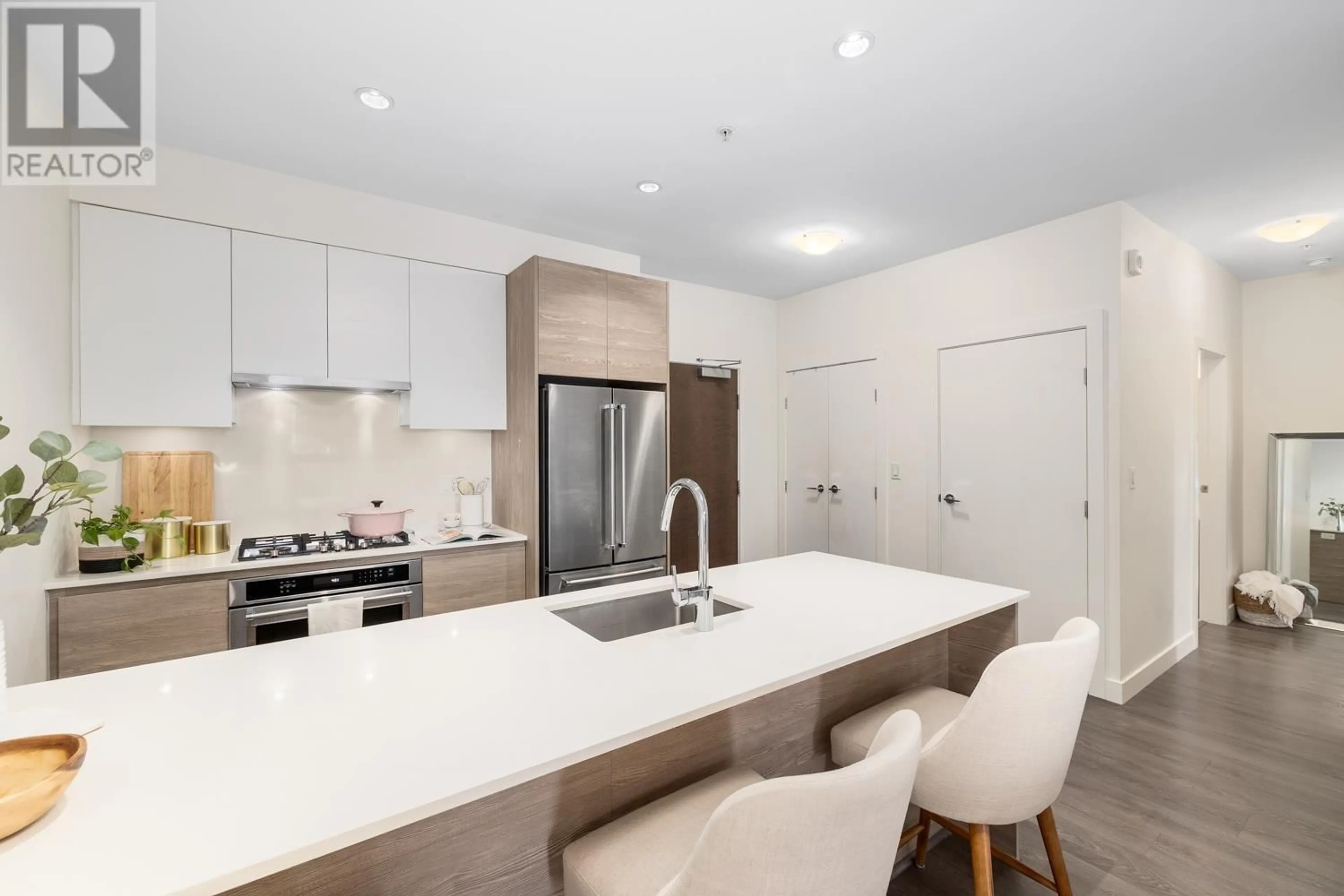 Open concept kitchen, unknown for 212 - 4468 DAWSON STREET, Burnaby British Columbia V5C0J9