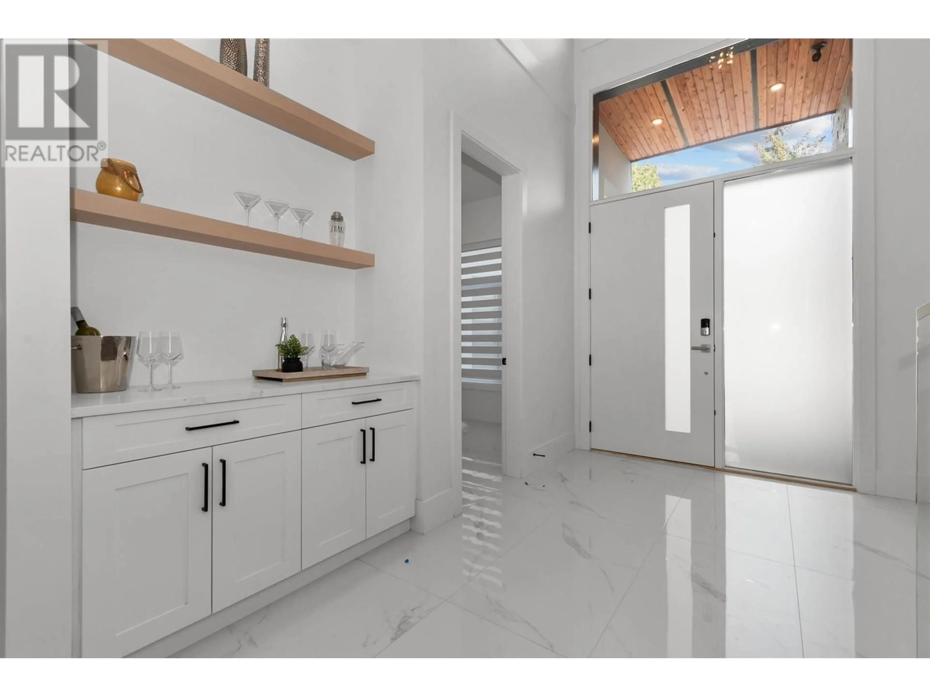 Contemporary bathroom, ceramic/tile floor for 9731 SEAGRAVE ROAD, Richmond British Columbia V7A3X7
