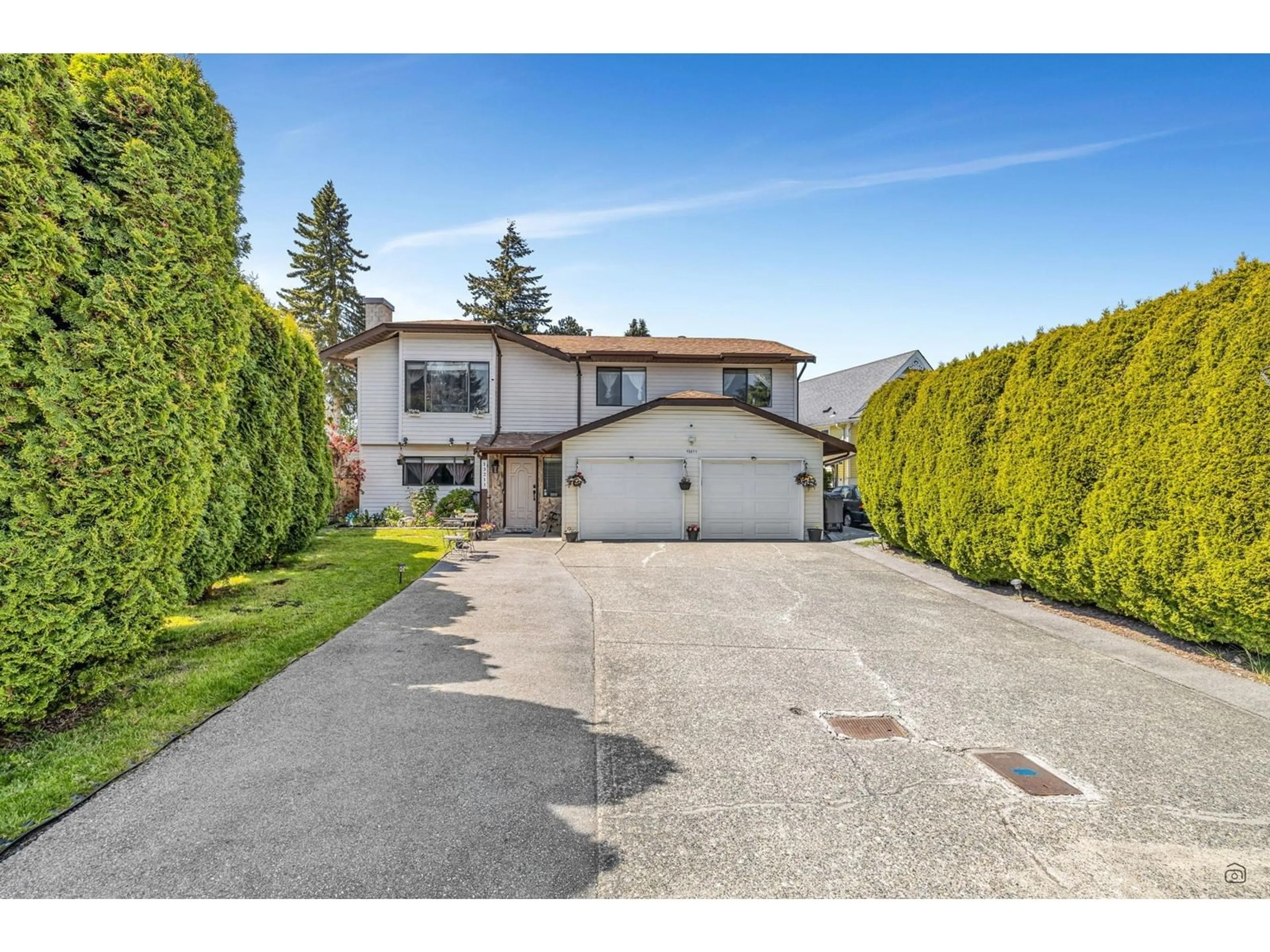 A pic from outside/outdoor area/front of a property/back of a property/a pic from drone, street for 13211 66A, Surrey British Columbia V3W8E3