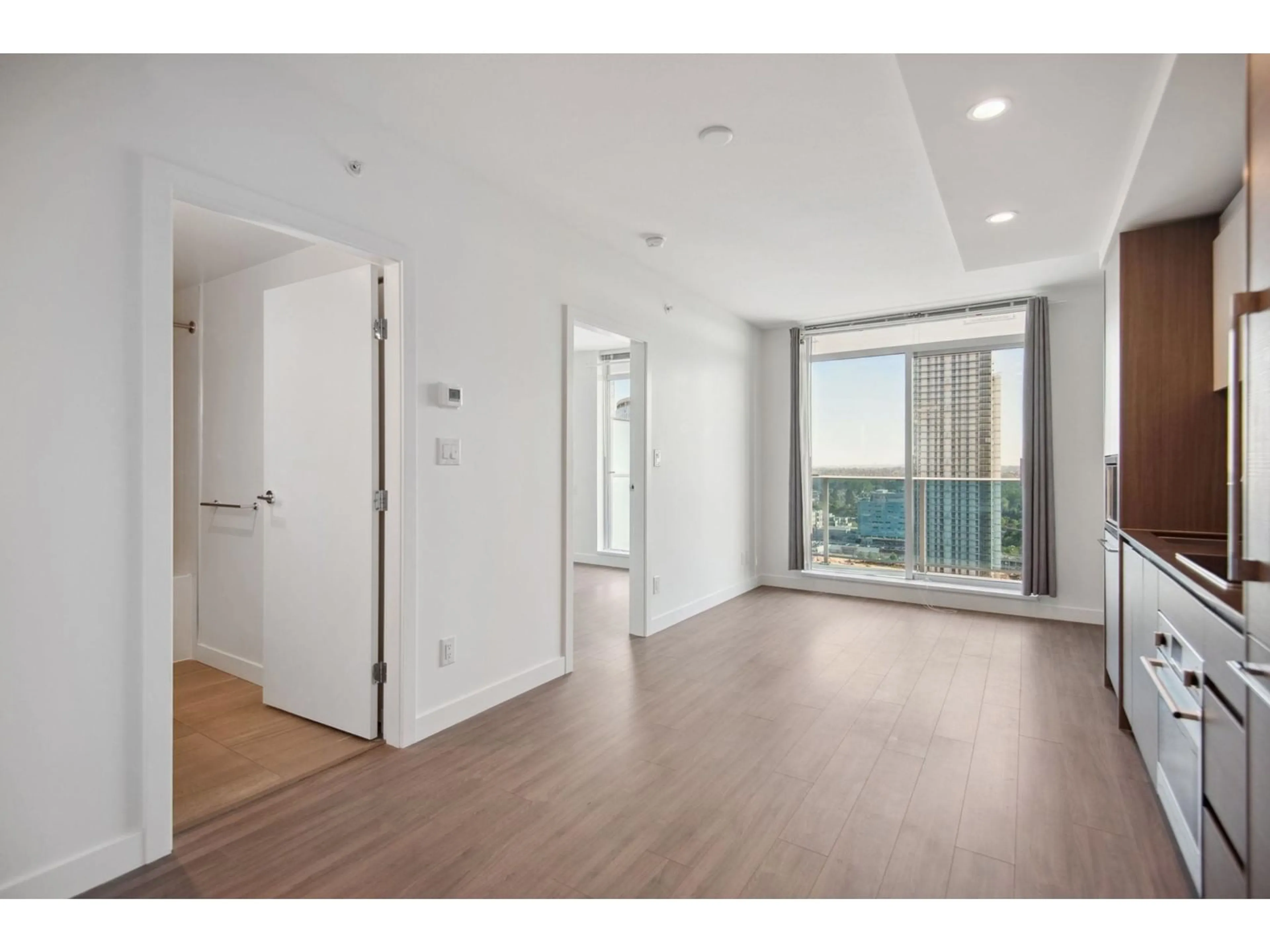 A pic of a room for 2001 - 13615 FRASER, Surrey British Columbia V3T0P7