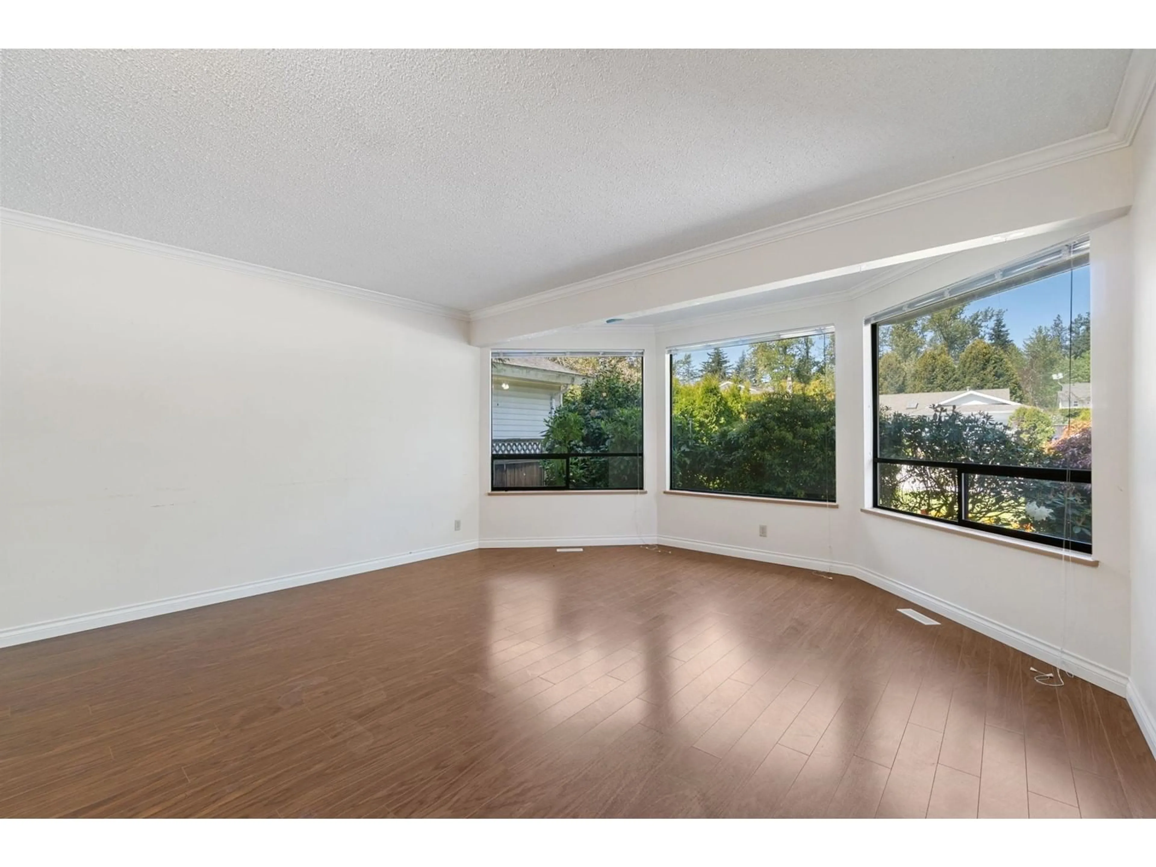 A pic of a room for 14090 20, Surrey British Columbia V4A8P6