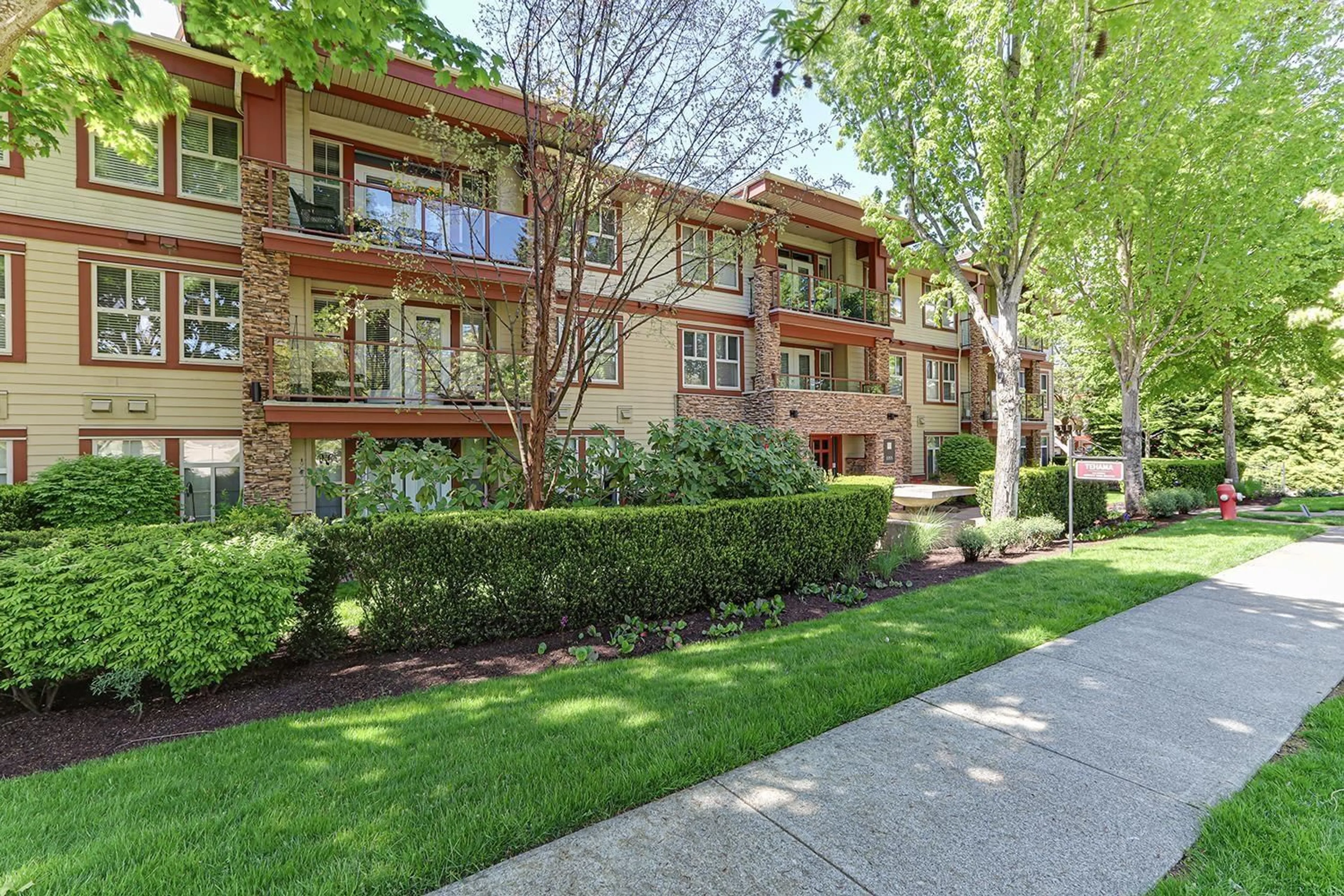 Patio, street for 110 - 3355 ROSEMARY HEIGHTS, Surrey British Columbia V3S2H5