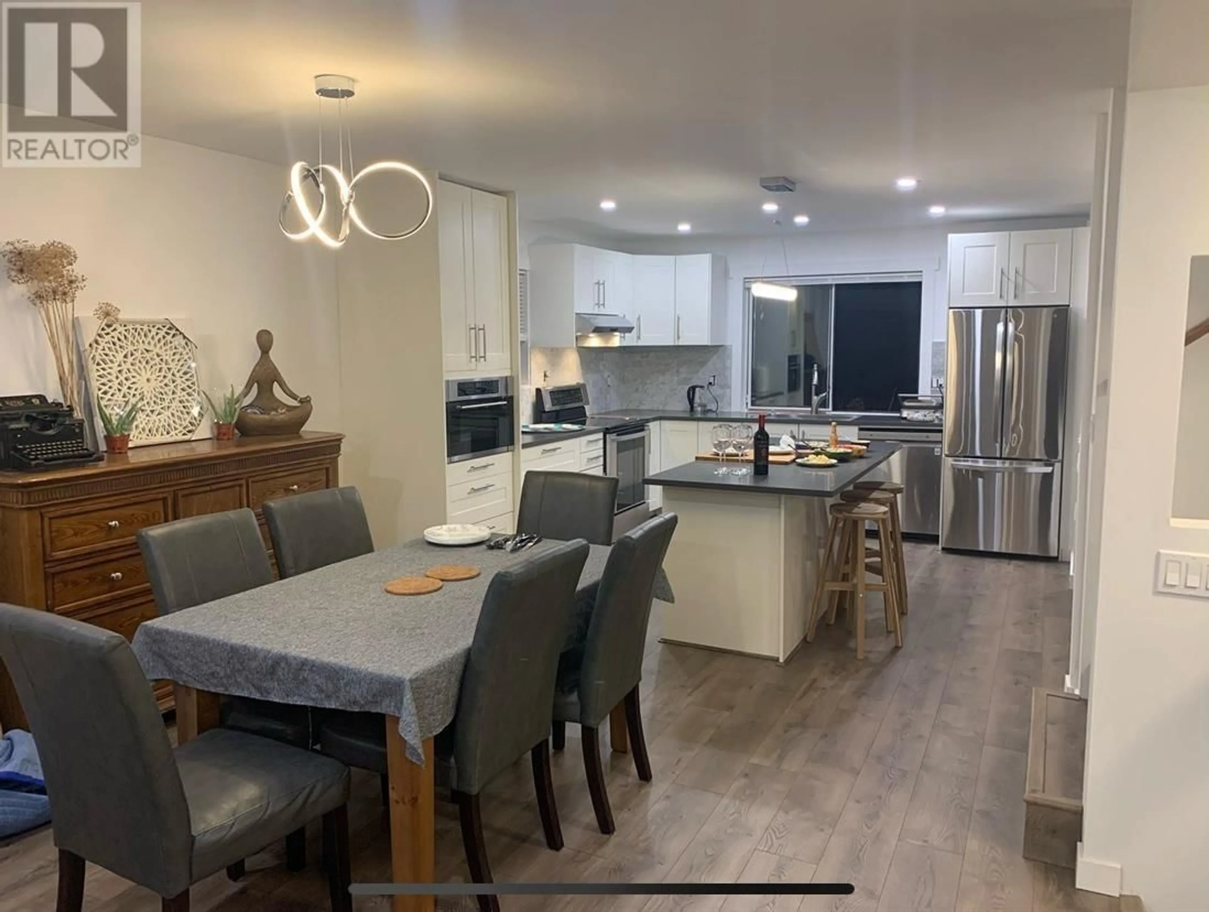 Open concept kitchen, unknown for 1250 RIVER DRIVE, Coquitlam British Columbia V3E1Z7