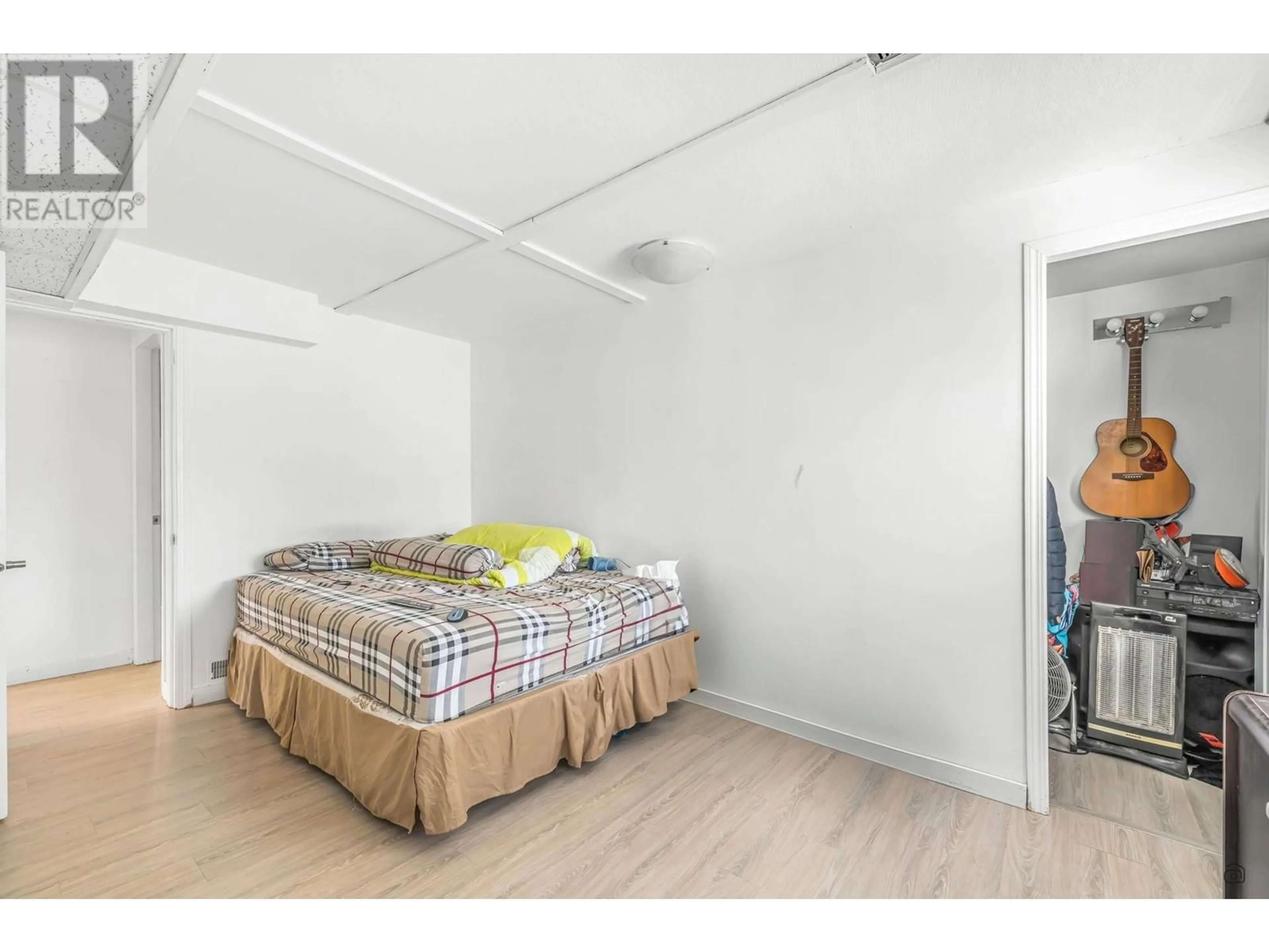 A pic of a room for 10580 SEAHAM CRESCENT, Richmond British Columbia V7A3Y7