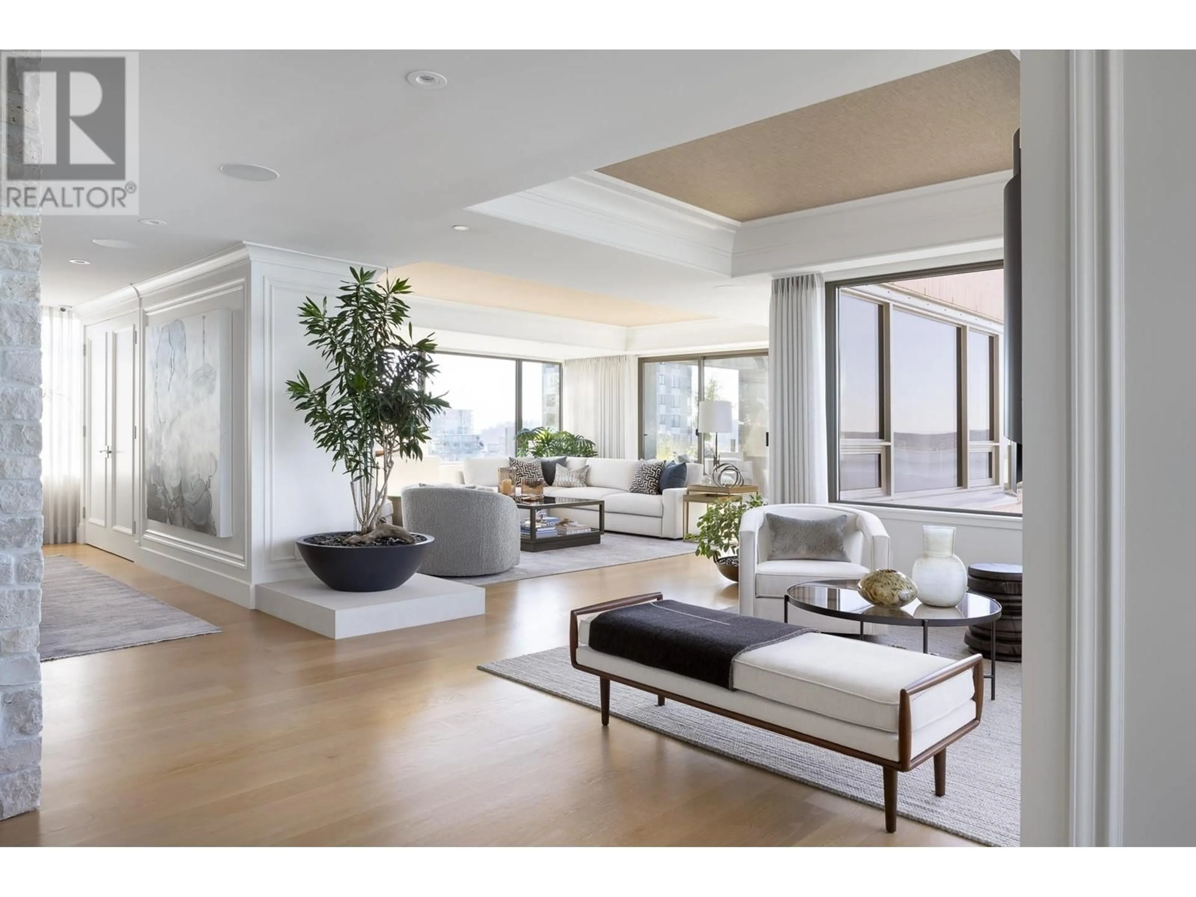 Living room with furniture, unknown for 11 - 2250 BELLEVUE AVENUE, West Vancouver British Columbia V7V1C6