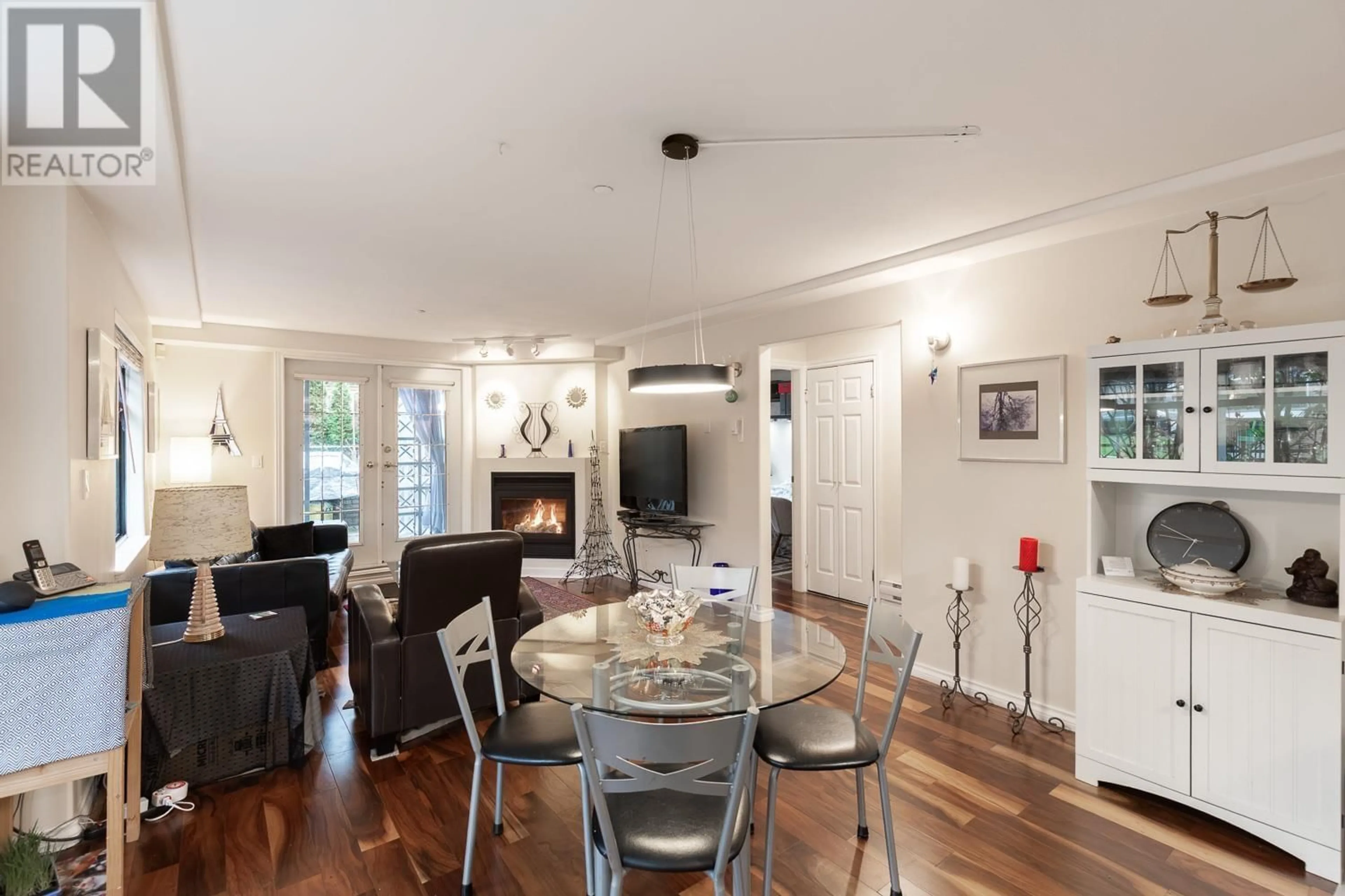 Dining room, wood/laminate floor for 101 - 2829 ASH STREET, Vancouver British Columbia V5Z4P5