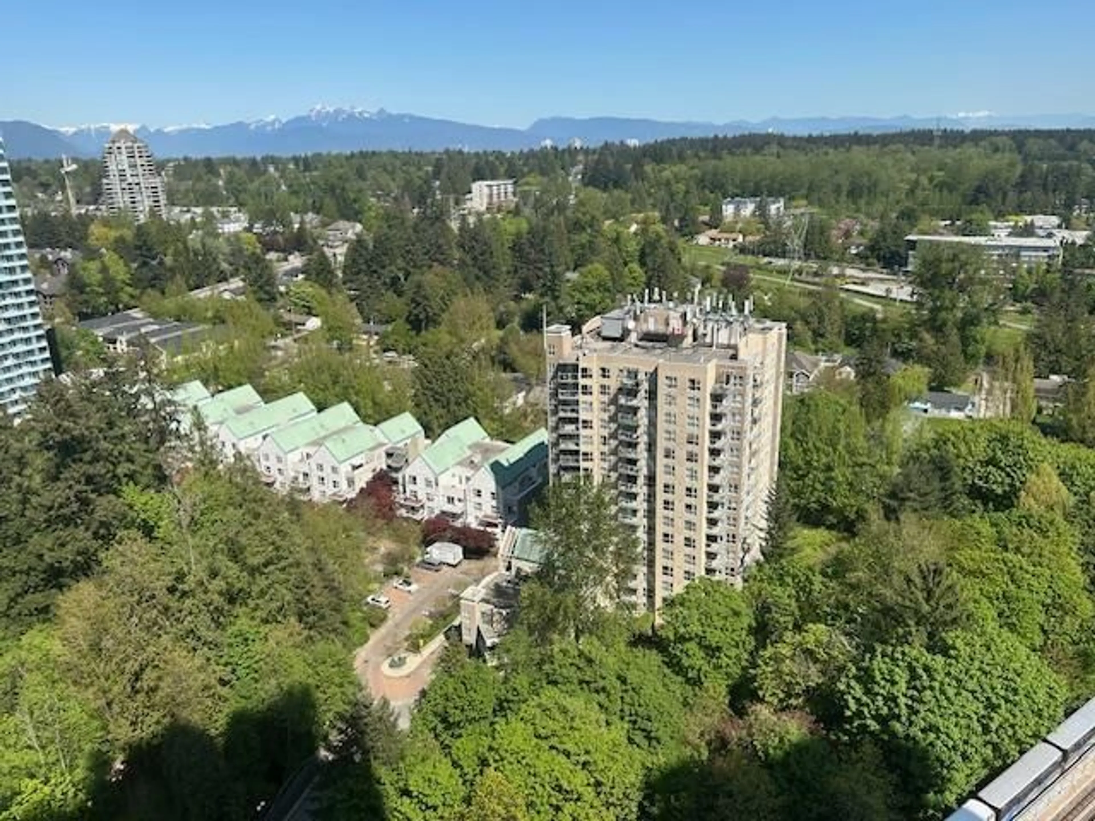 A pic from outside/outdoor area/front of a property/back of a property/a pic from drone, unknown for 3106 - 13725 GEORGE JUNCTION, Surrey British Columbia V3T4Y3