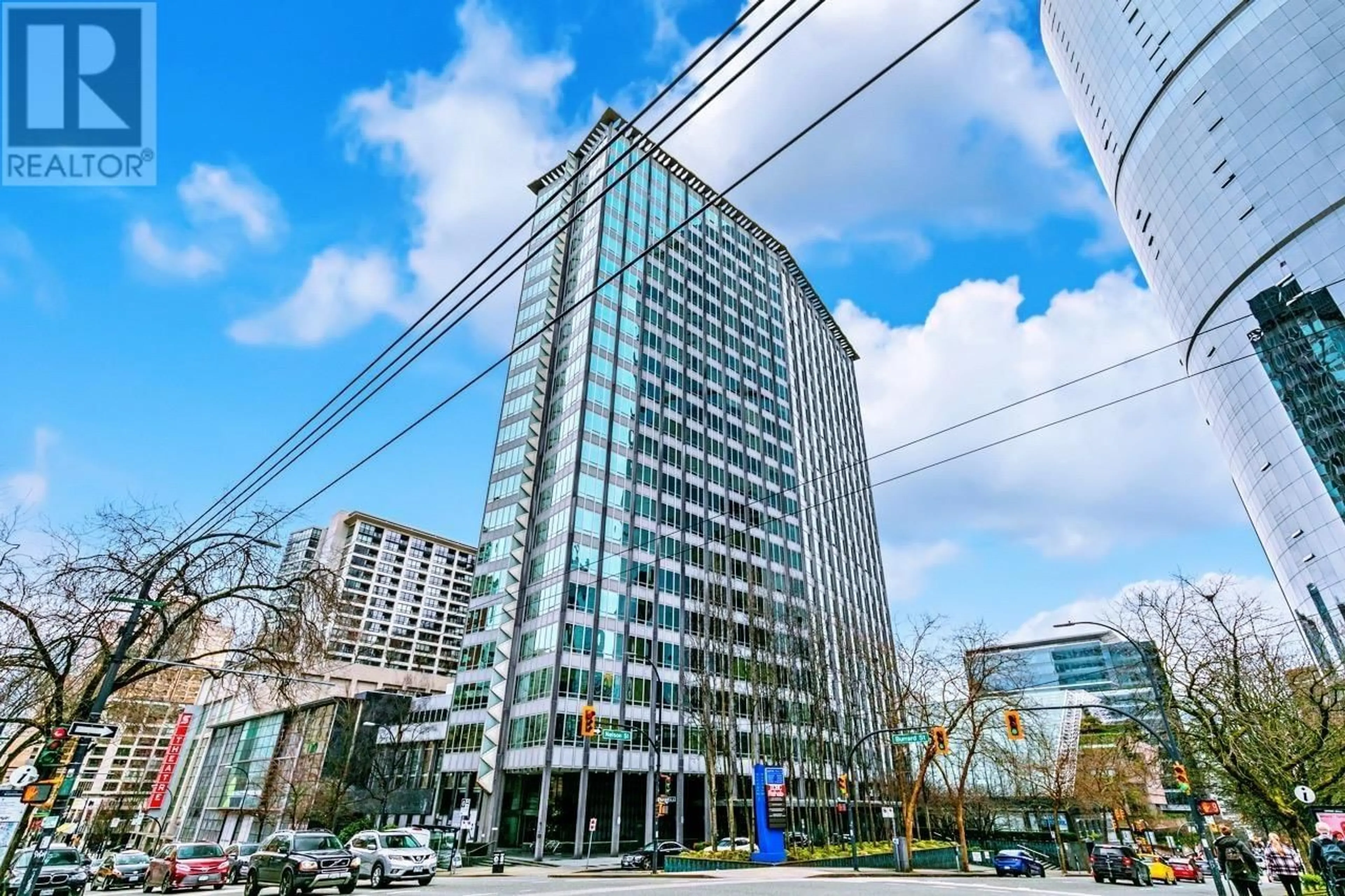 Indoor foyer for 1401 - 989 NELSON STREET, Vancouver British Columbia V6Z2S1