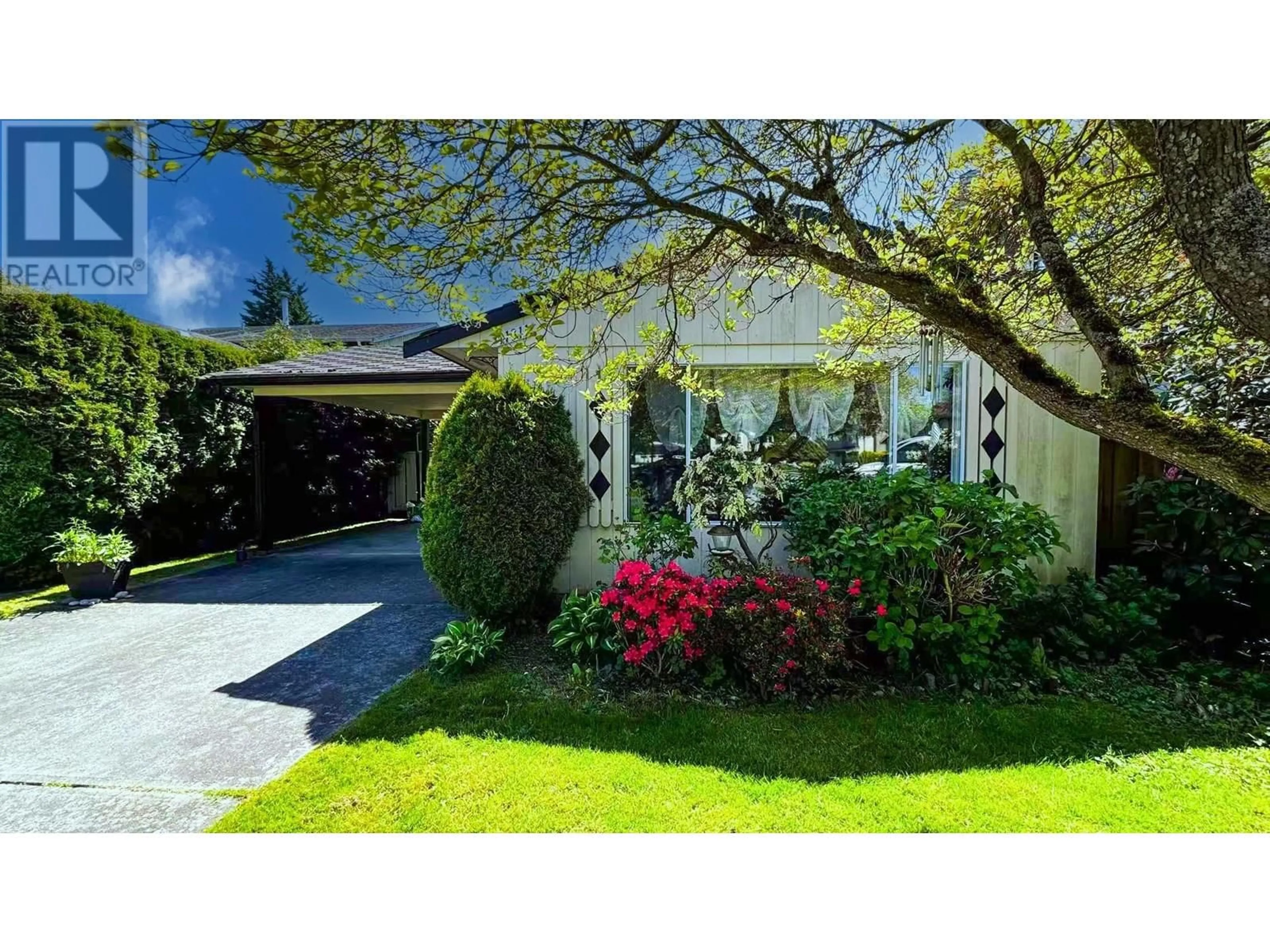 A pic from outside/outdoor area/front of a property/back of a property/a pic from drone, street for 11311 CARAVEL COURT, Richmond British Columbia V7E4L2