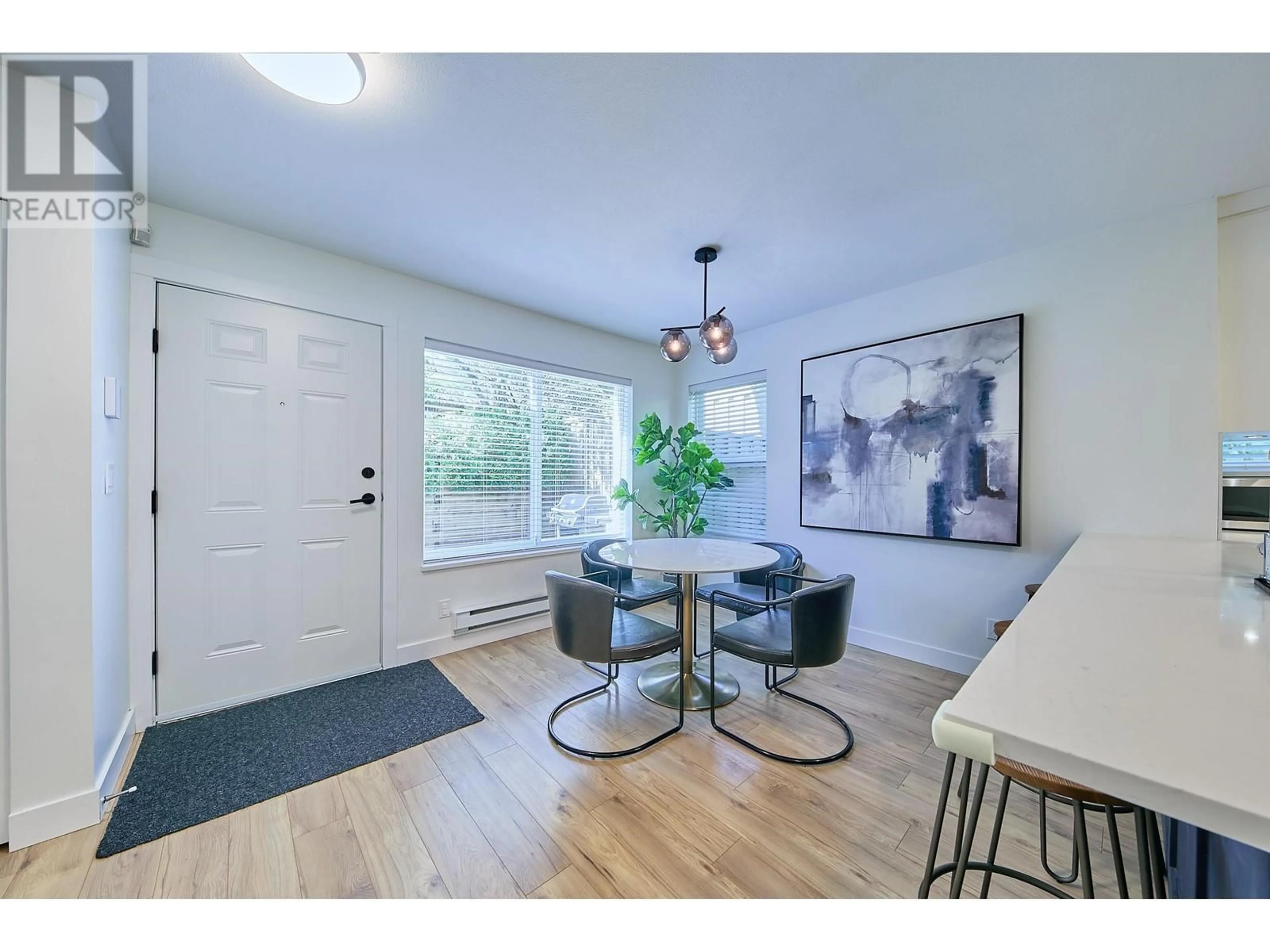 A pic of a room for 128 SHORELINE CIRCLE, Port Moody British Columbia V3H5B3