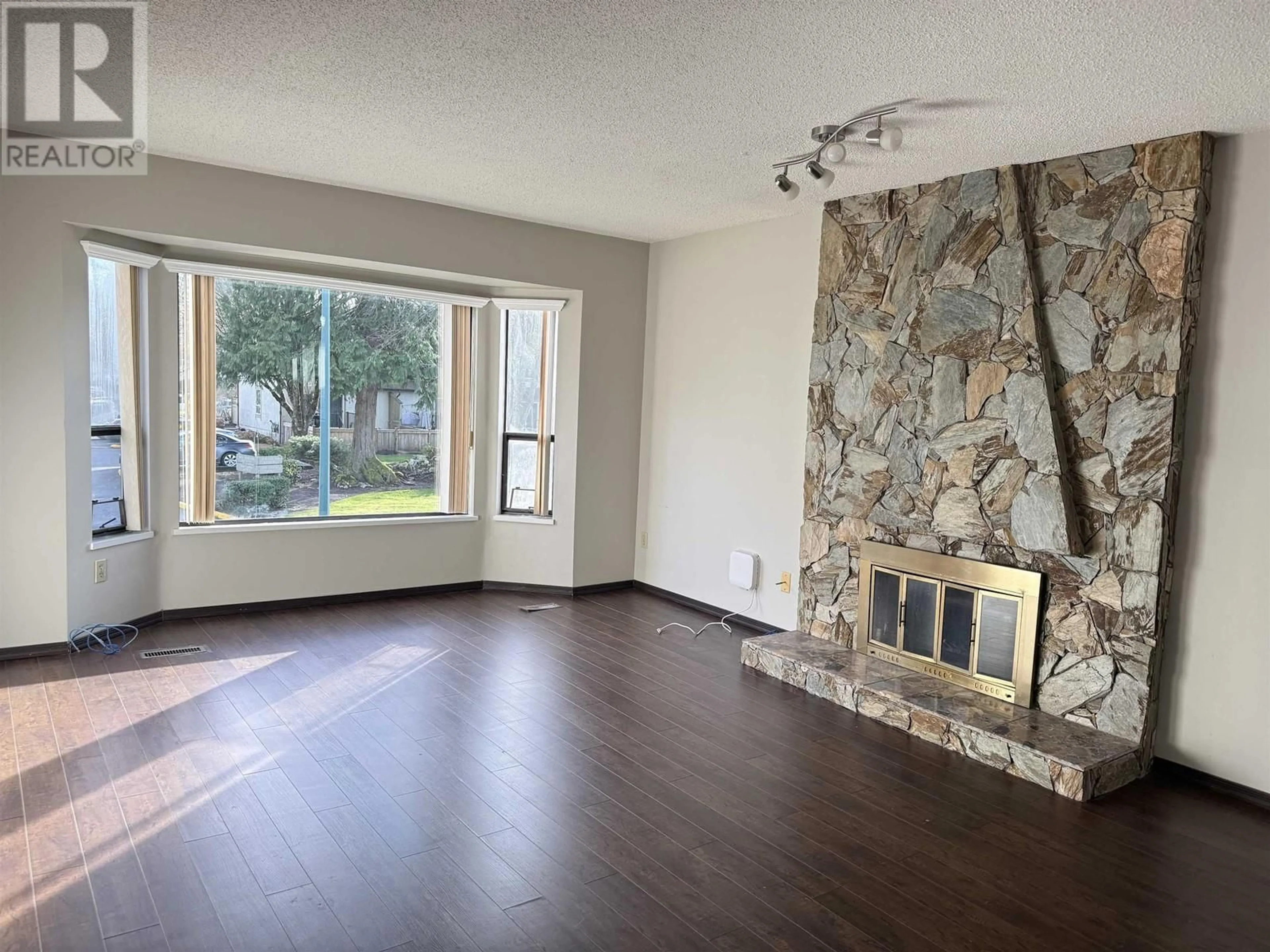 A pic of a room for 3185 TAHSIS AVENUE, Coquitlam British Columbia V3B6A2