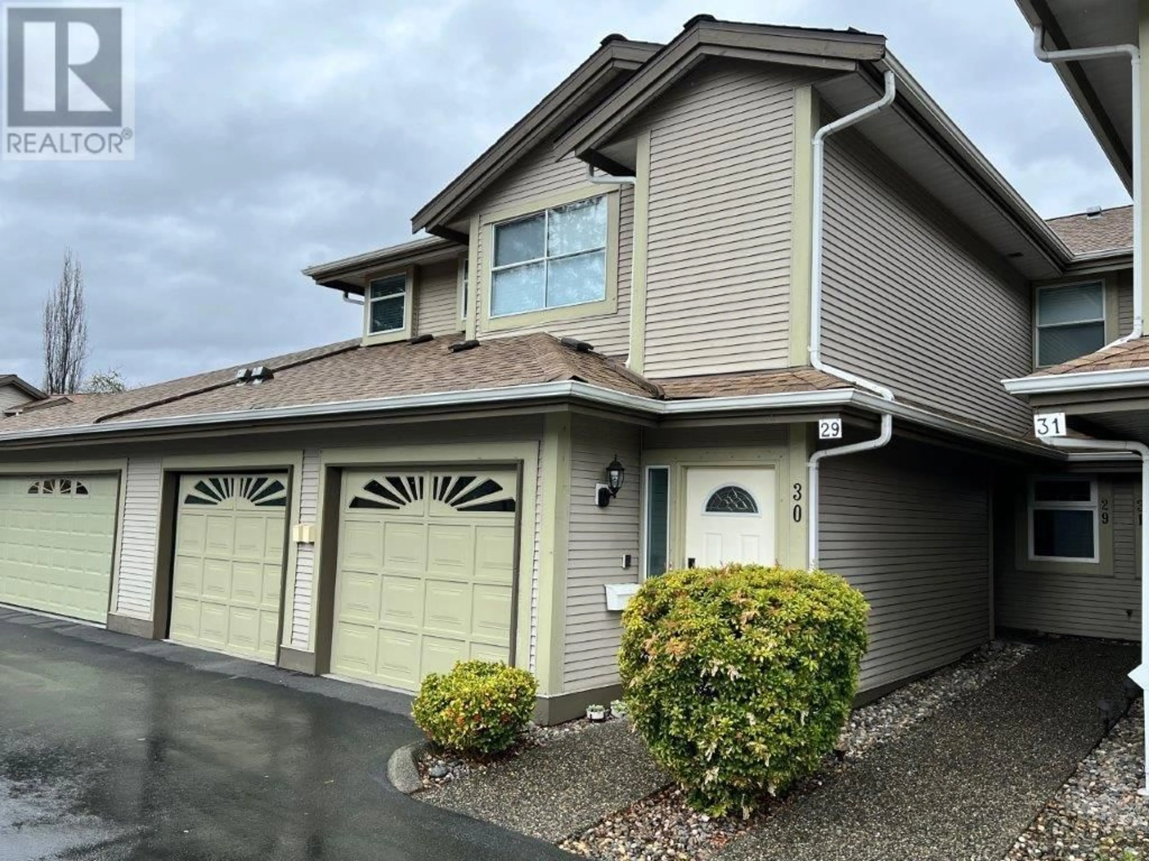 Home with vinyl exterior material, street for 30 - 12071 232B STREET, Maple Ridge British Columbia V2X0Z7