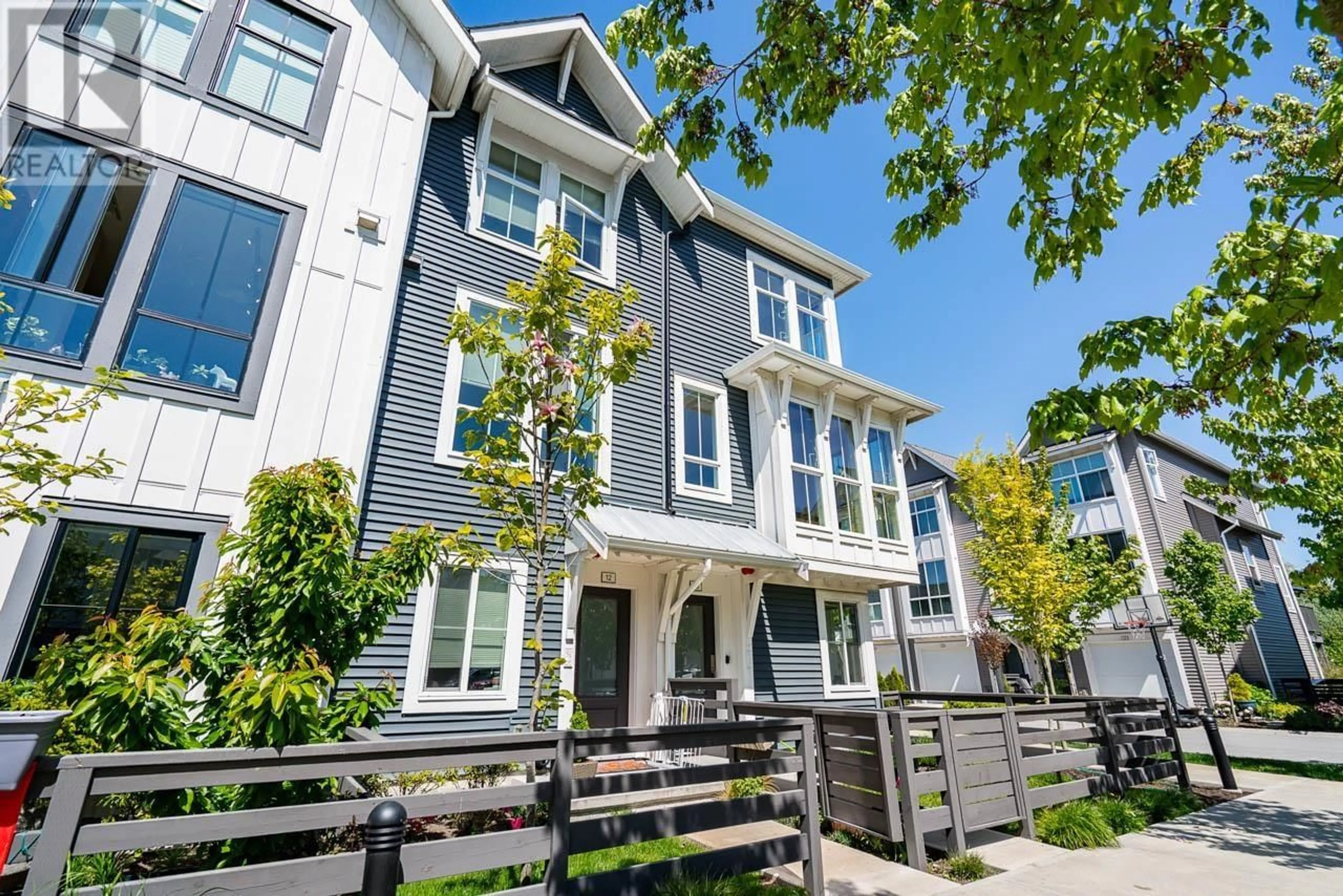 Home with vinyl exterior material, street for 13 - 4726 ORCA WAY, Delta British Columbia V4M0E7