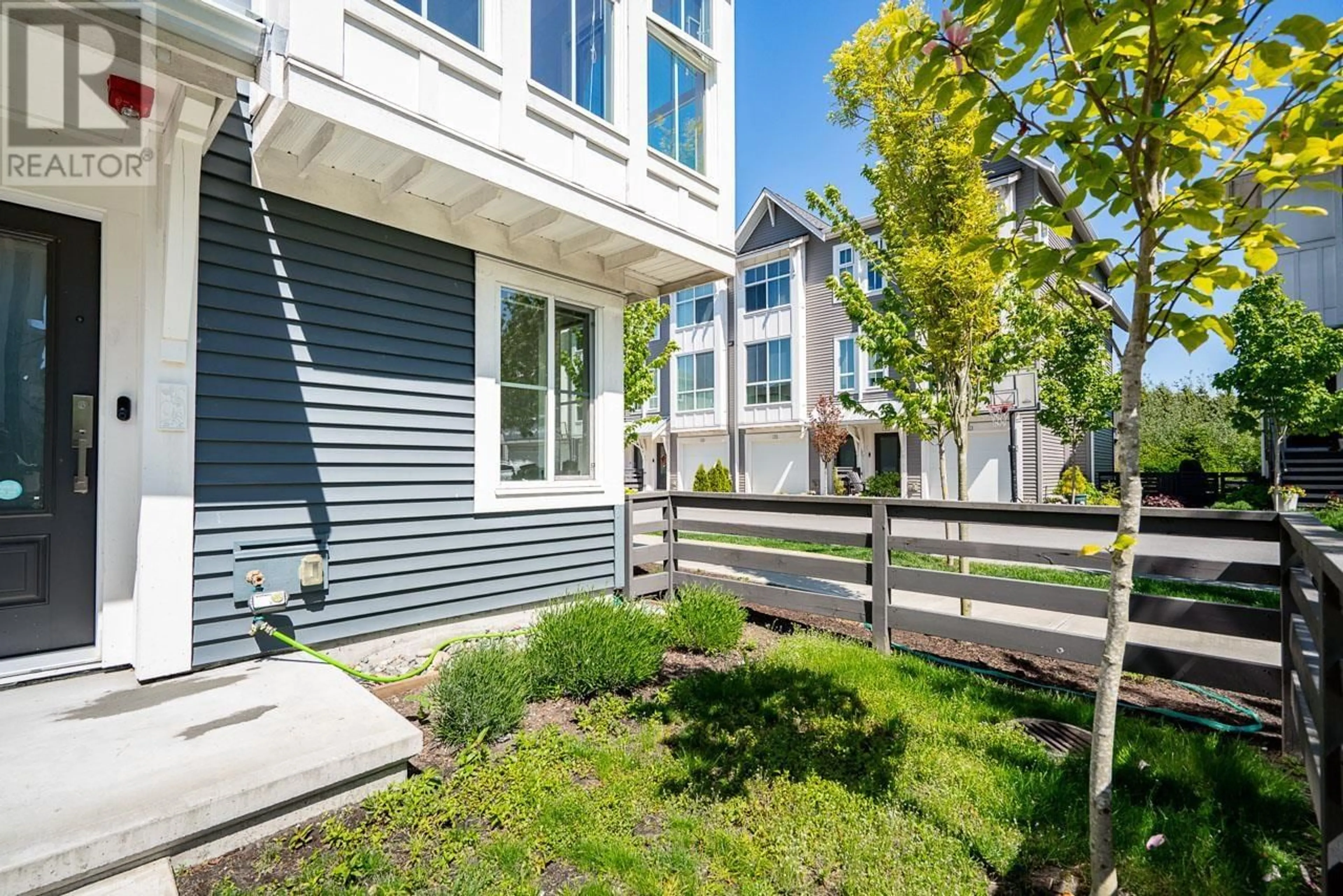 Patio, street for 13 - 4726 ORCA WAY, Delta British Columbia V4M0E7