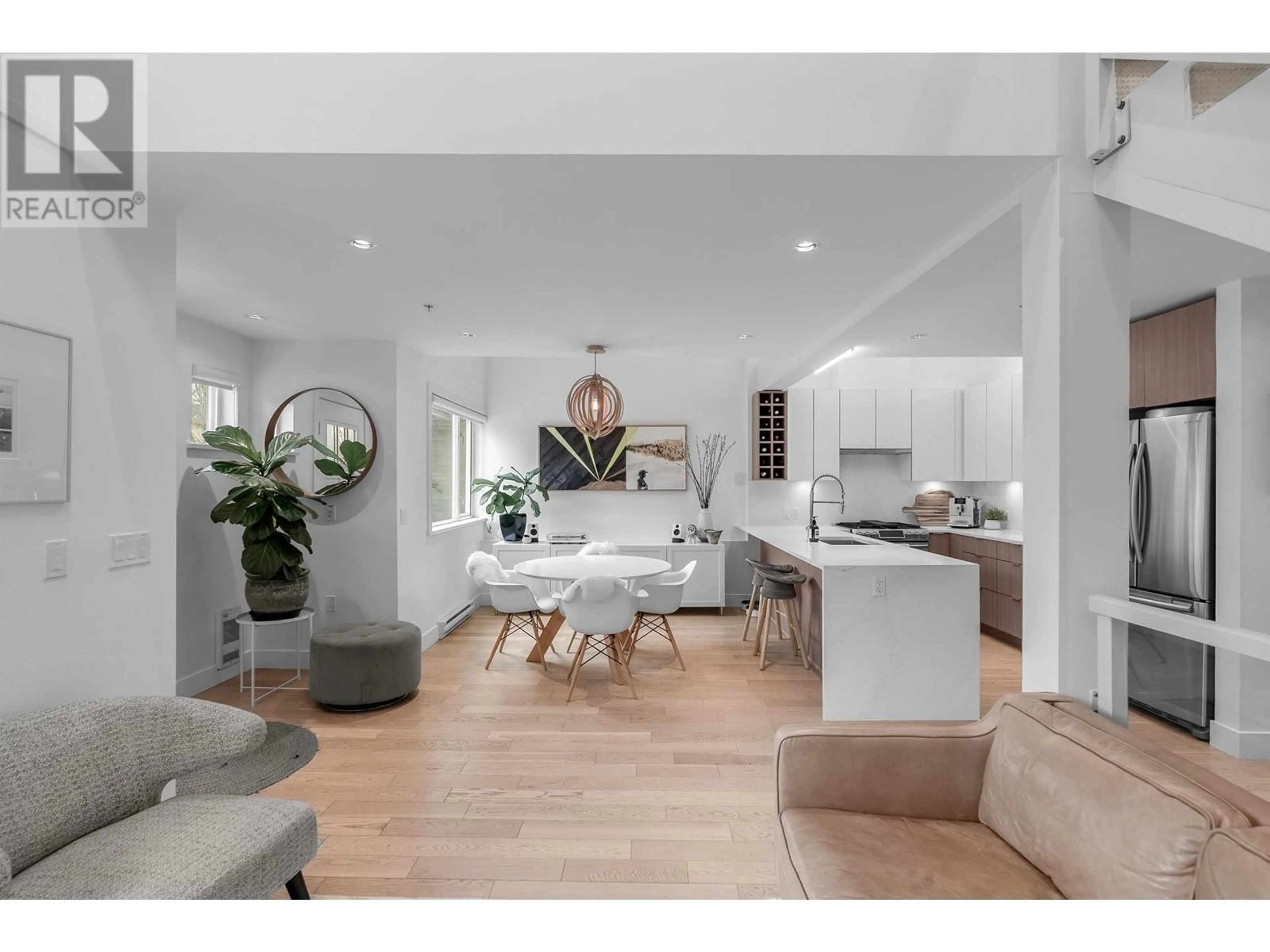 Open concept kitchen, unknown for 367 16TH AVENUE, Vancouver British Columbia V5T2T7