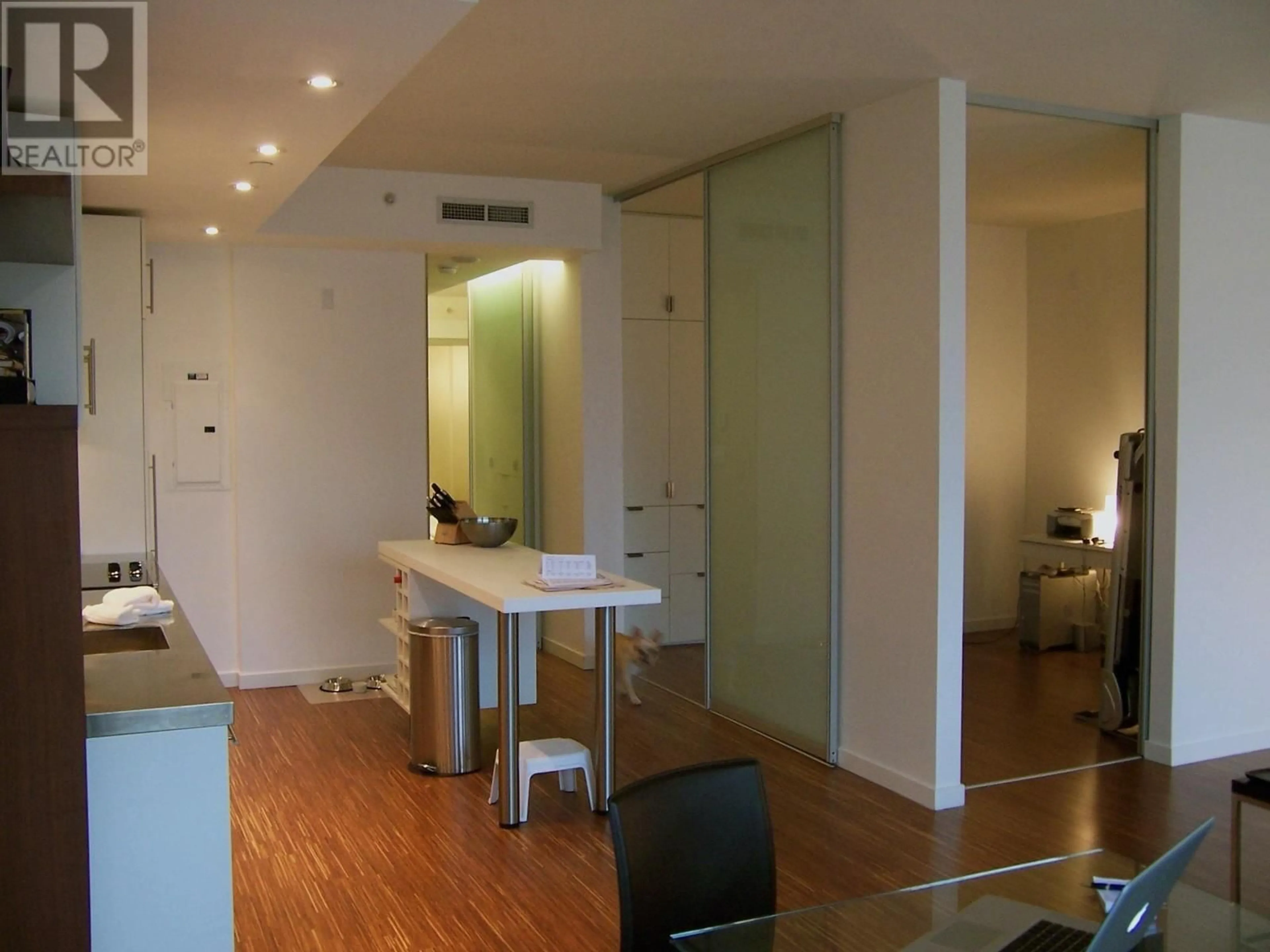 A pic of a room for 506 - 36 WATER STREET, Vancouver British Columbia V6B0B7