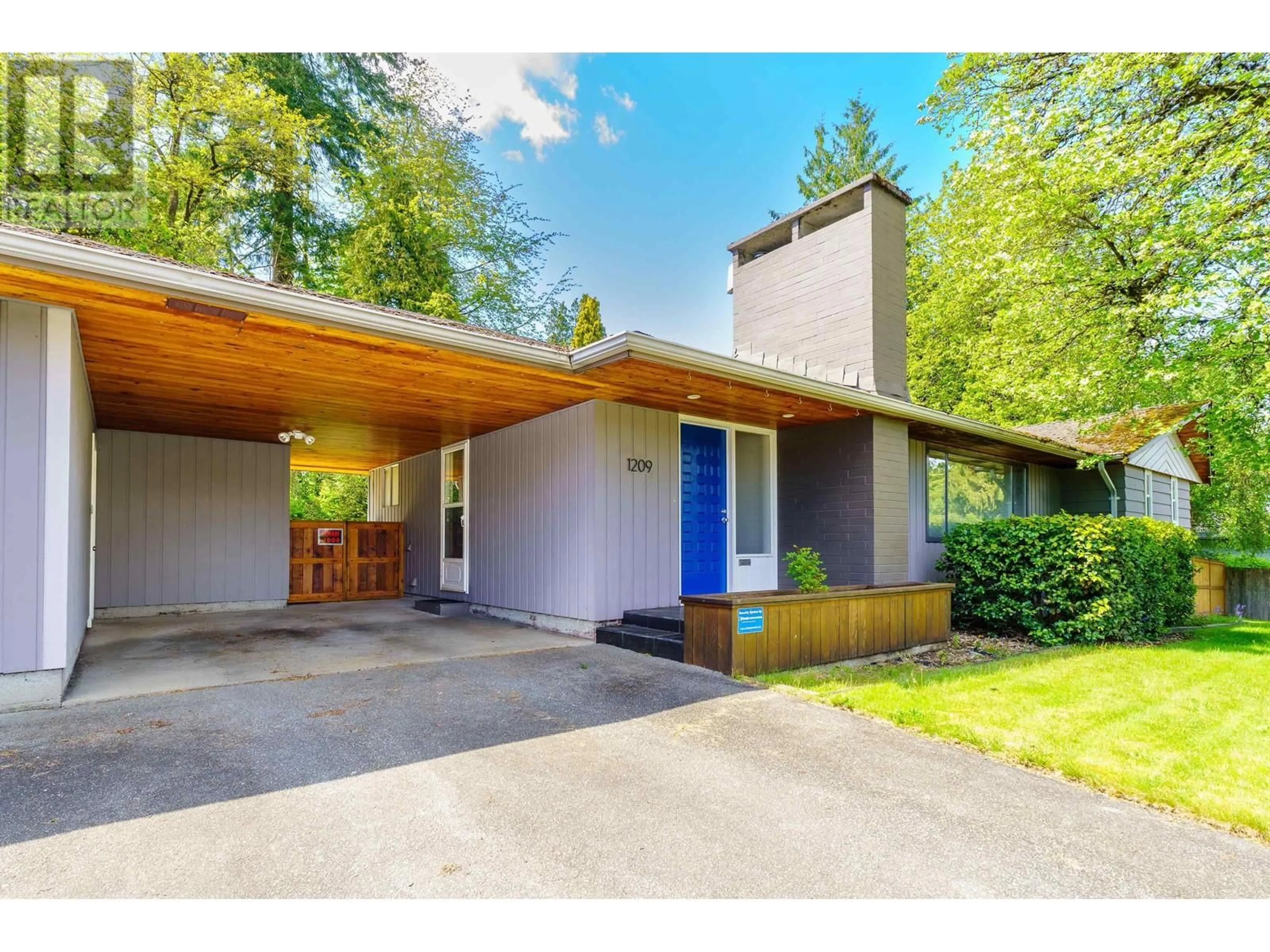 Unknown for 1209 CREST COURT, Coquitlam British Columbia V3J5M1