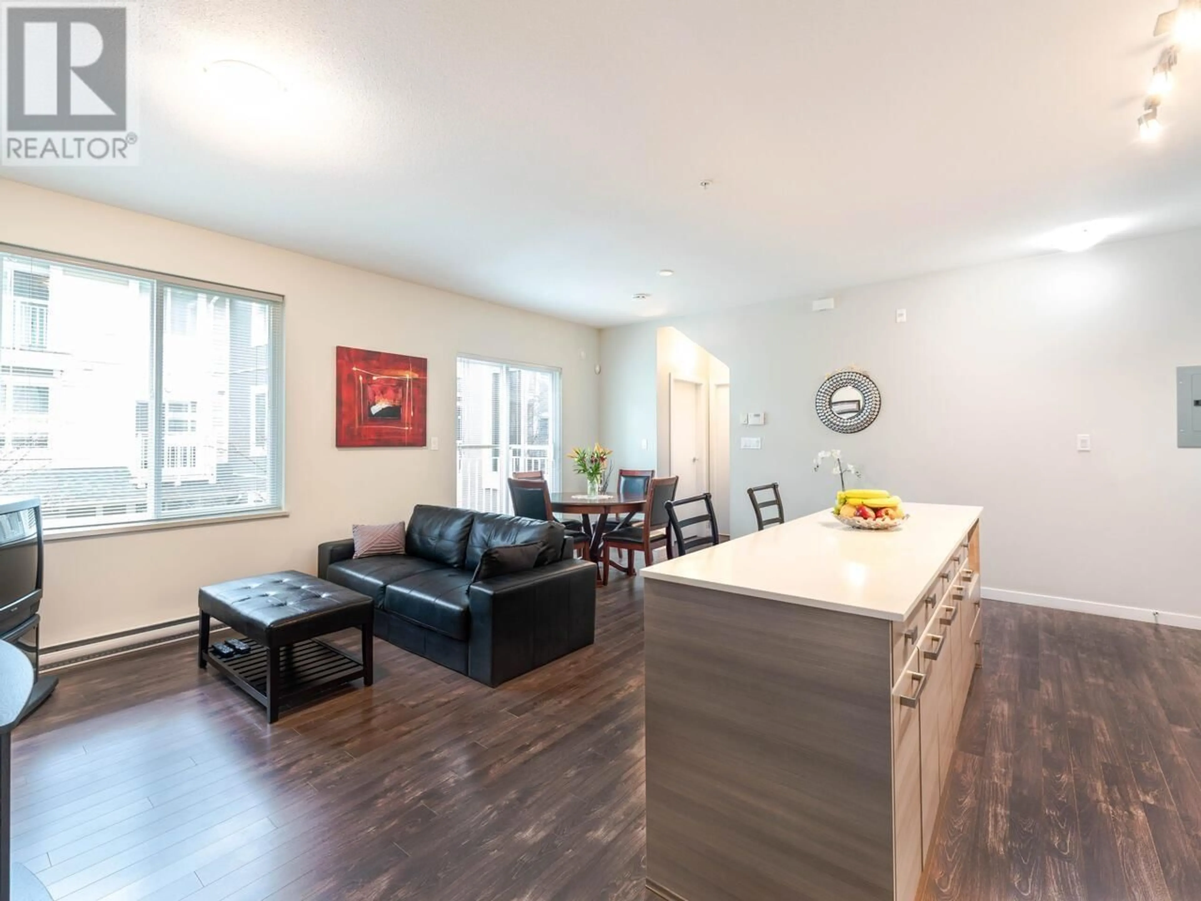 Unknown for 12 - 6965 HASTINGS STREET, Burnaby British Columbia V5B1S9