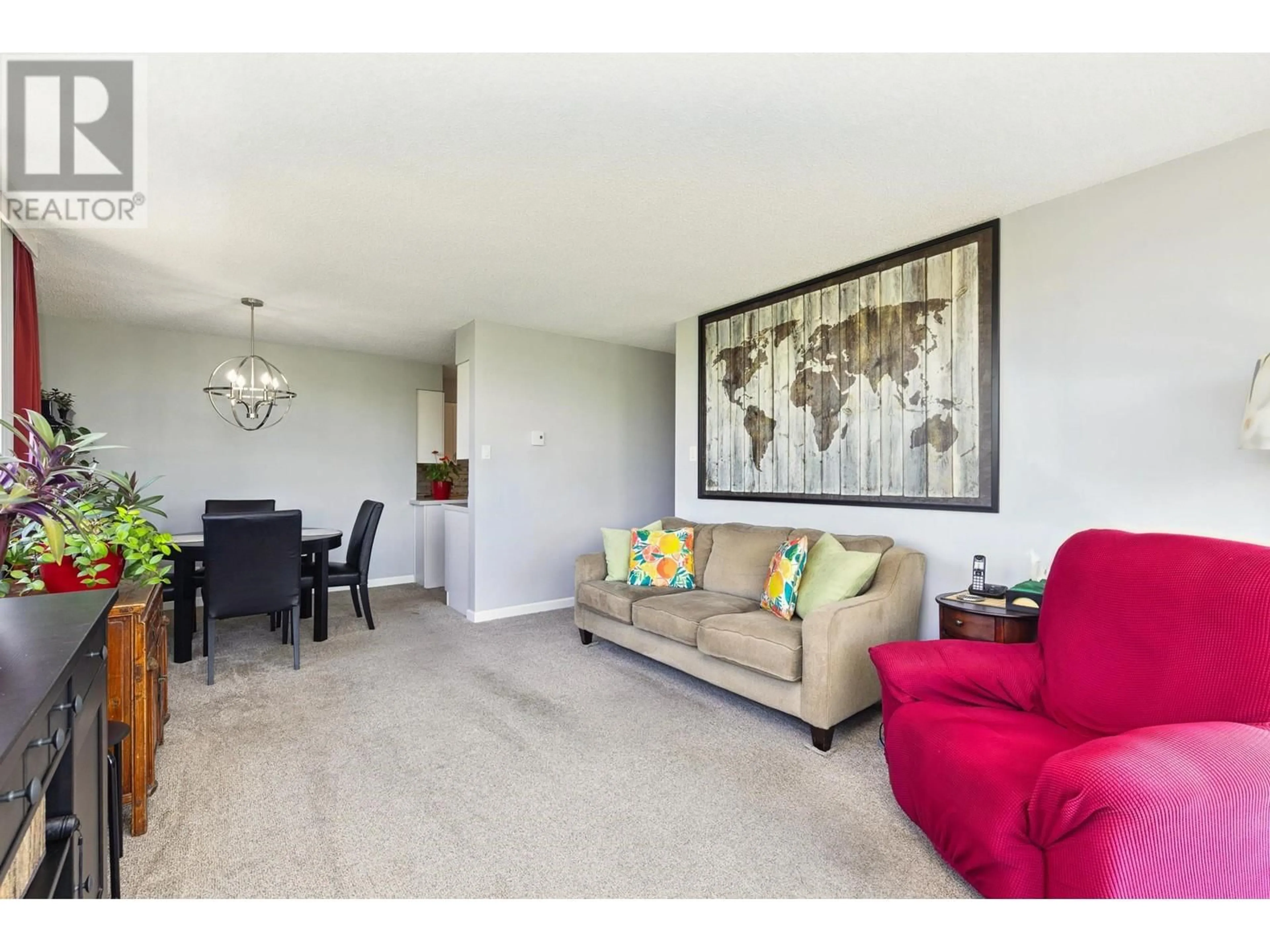 Living room with furniture, unknown for 708 - 9521 CARDSTON COURT, Burnaby British Columbia V3N4R8