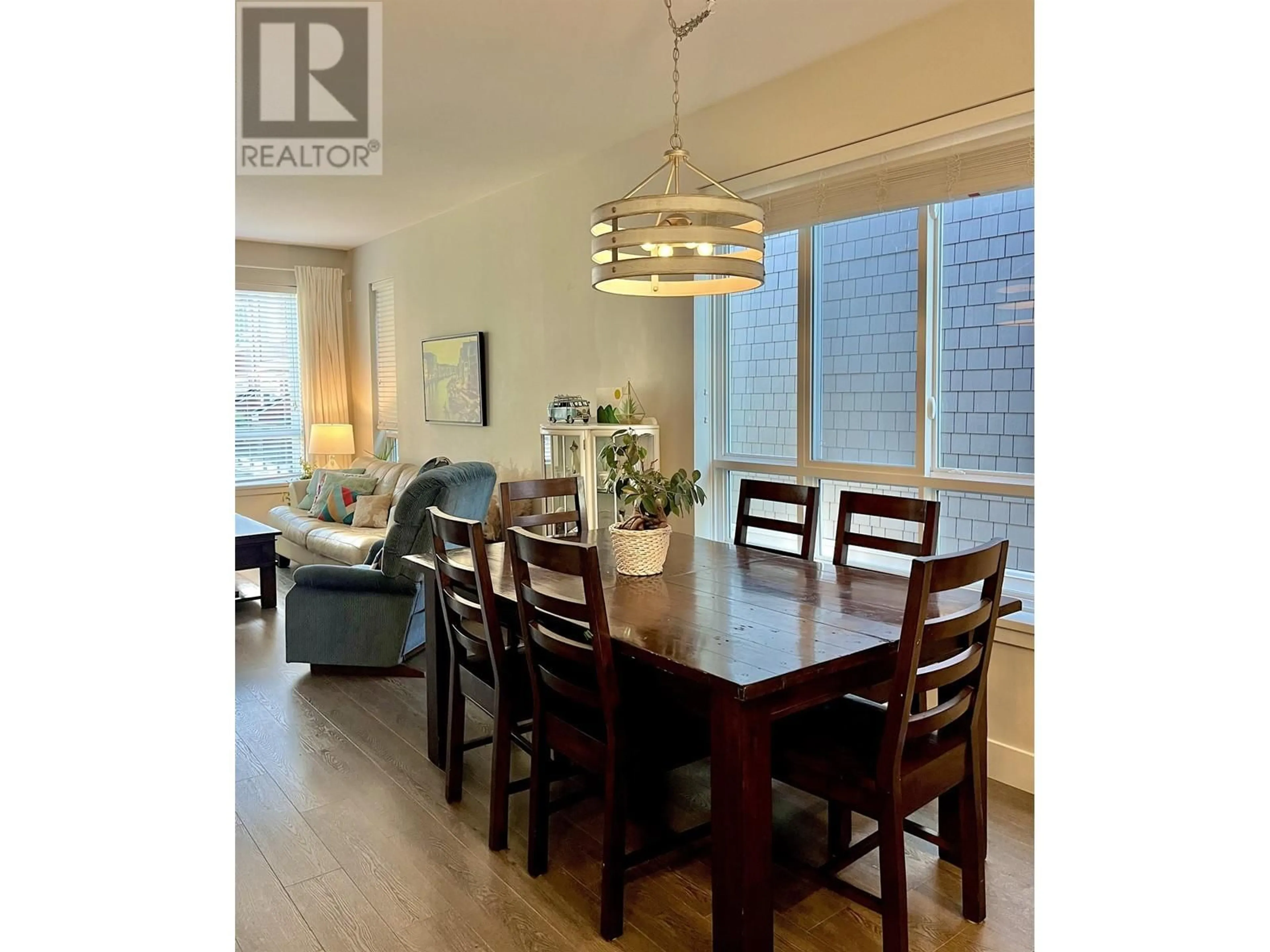 Dining room, wood/laminate floor for 507 - 4688 HAWK LANE, Delta British Columbia V4M0B7