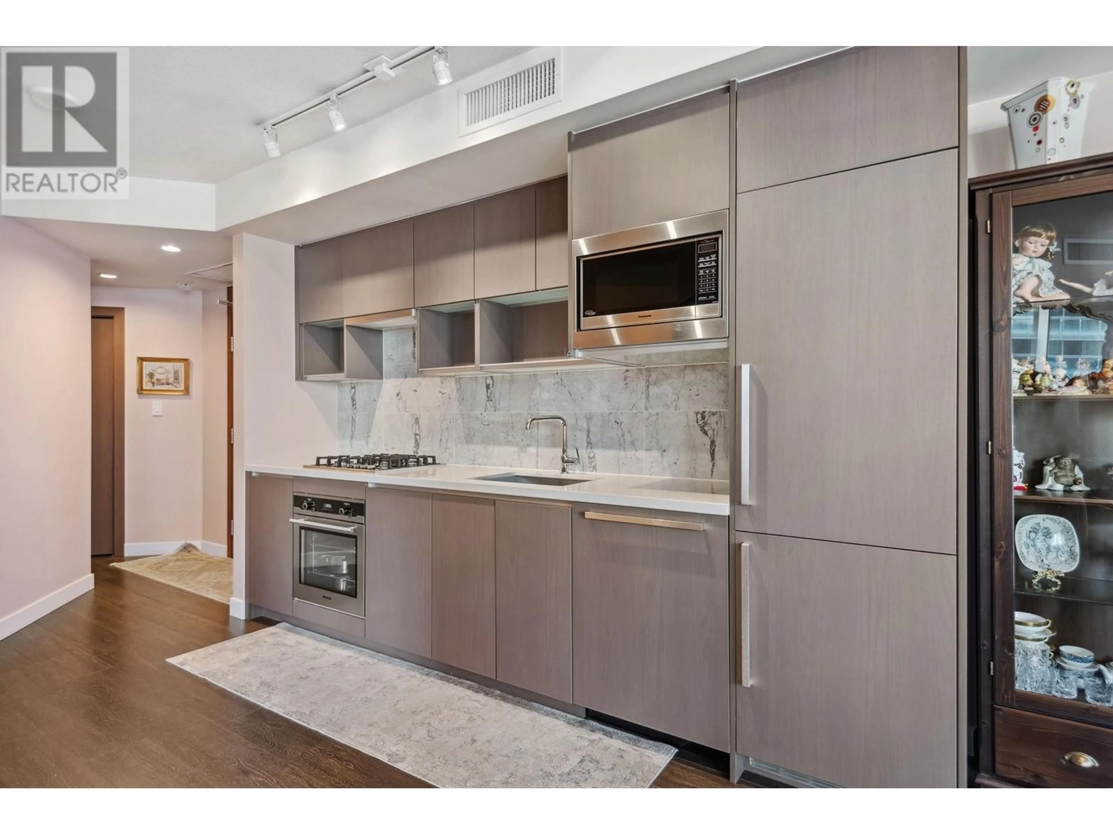 Unknown for 620 - 68 SMITHE STREET, Vancouver British Columbia V6B0P4