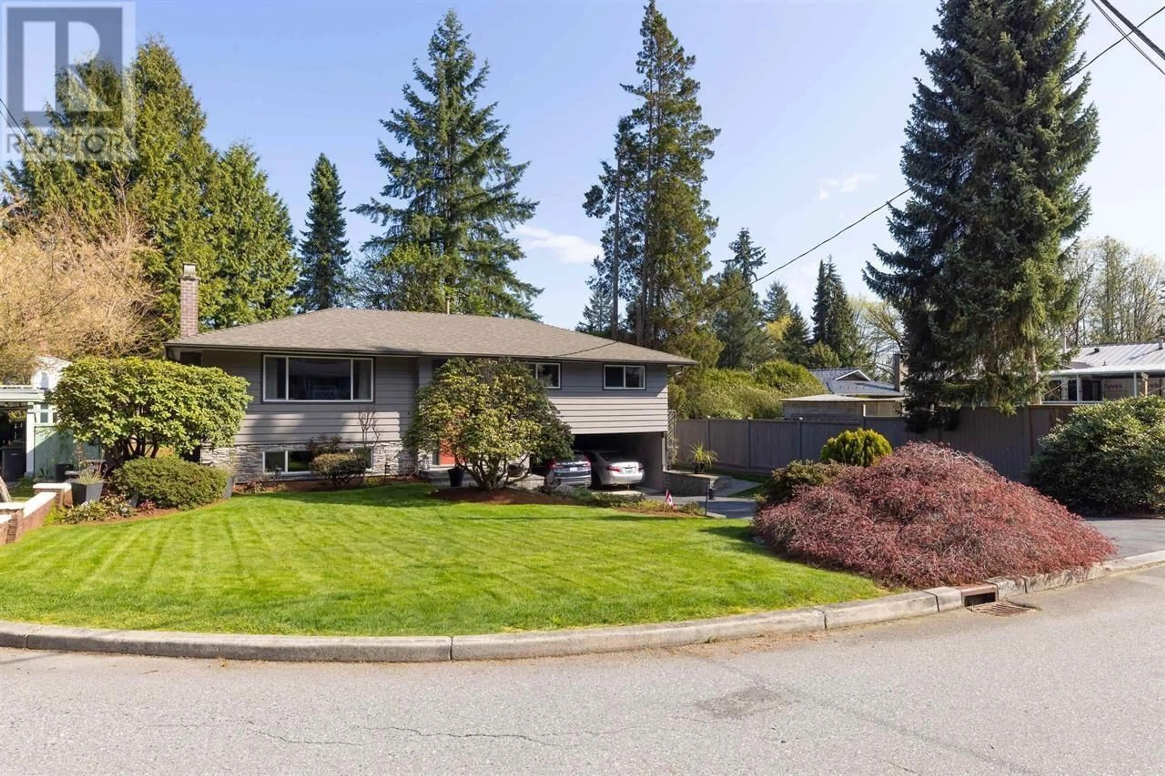 Home with vinyl exterior material, street for 2363 DARNELL COURT, Coquitlam British Columbia V3J6X6