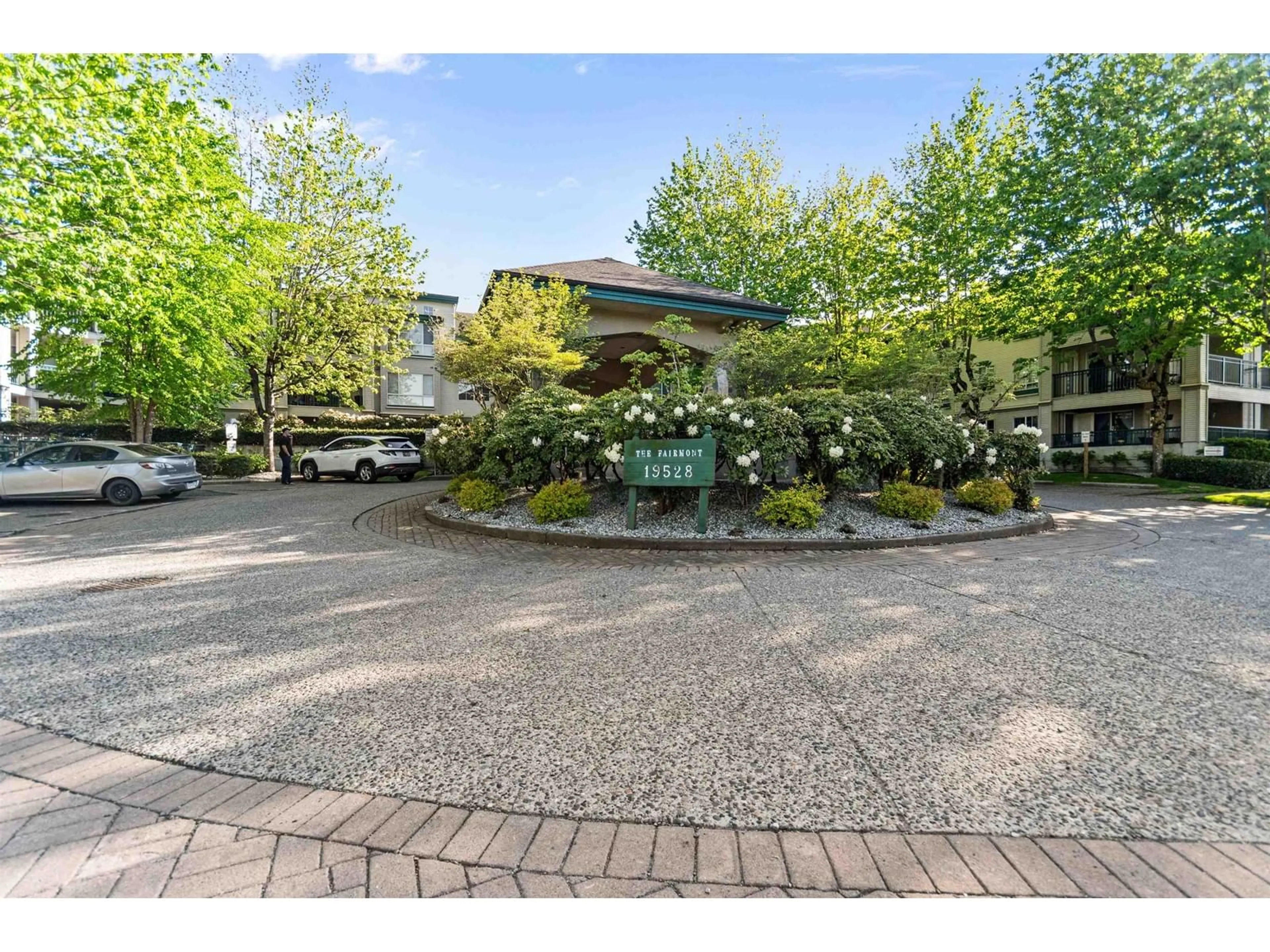 Unknown for 202 - 19528 FRASER, Surrey British Columbia V3S8P4