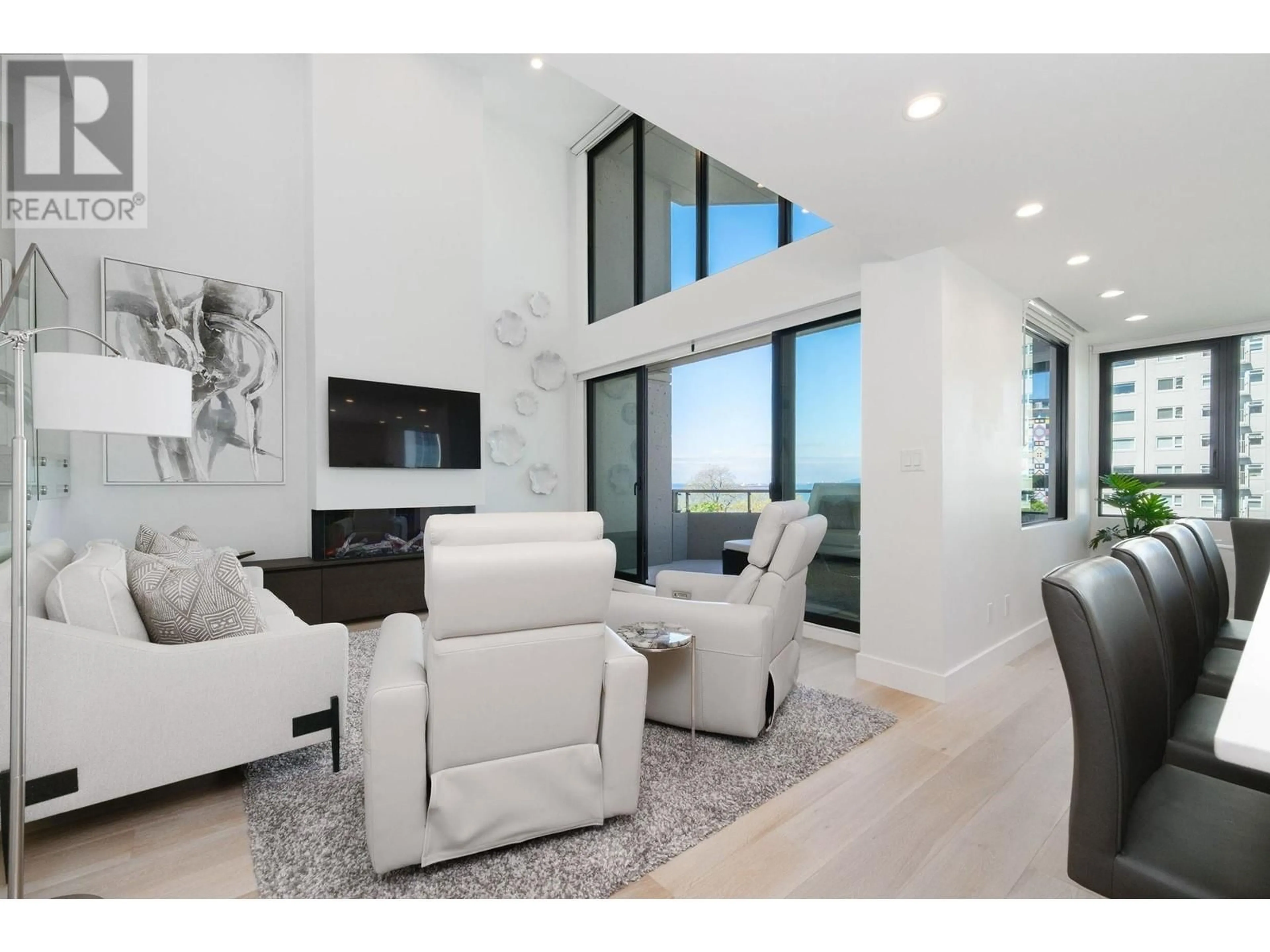 Living room with furniture, unknown for 801 - 1236 BIDWELL STREET, Vancouver British Columbia V6G2K9