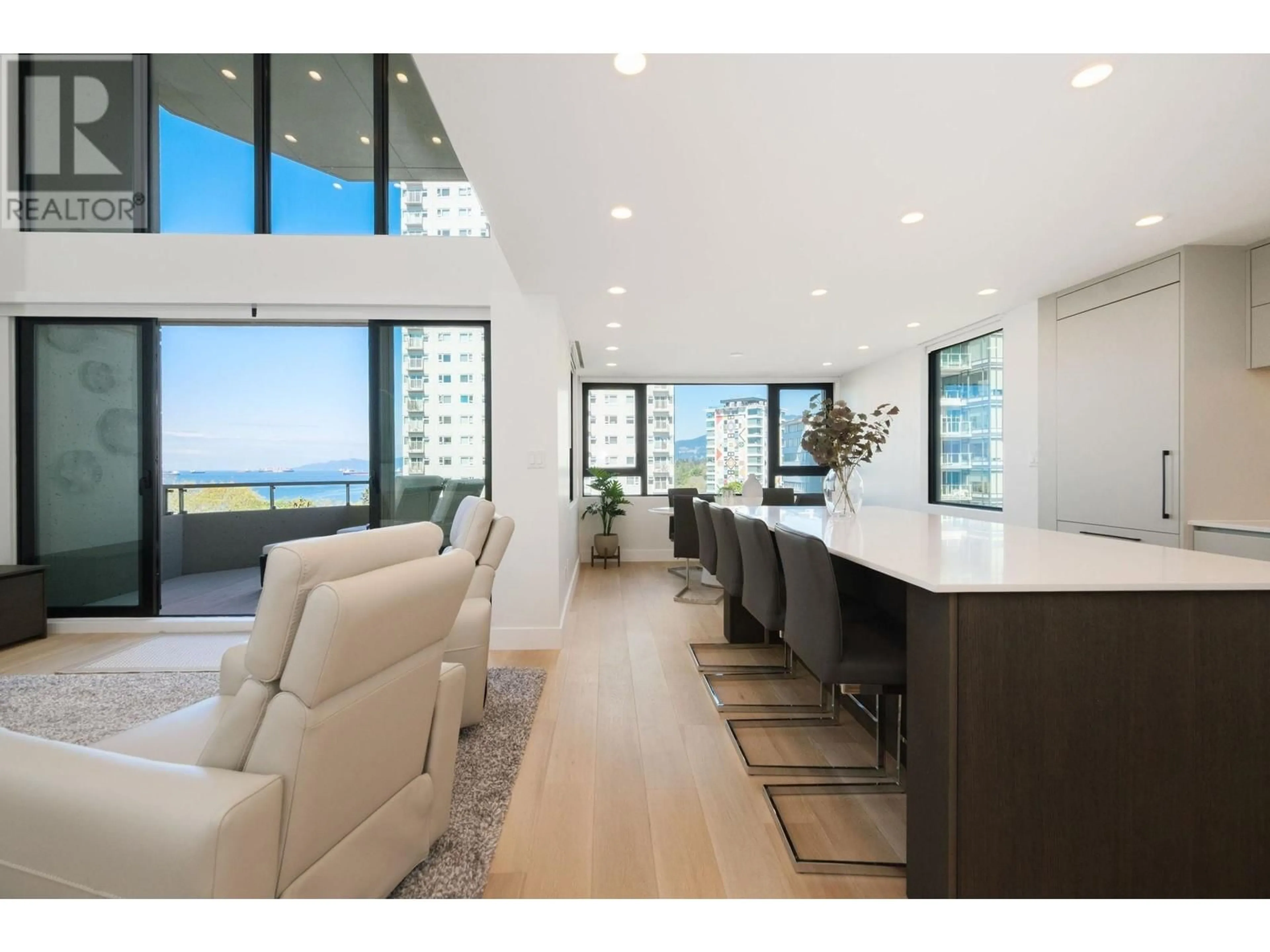 Open concept kitchen, unknown for 801 - 1236 BIDWELL STREET, Vancouver British Columbia V6G2K9