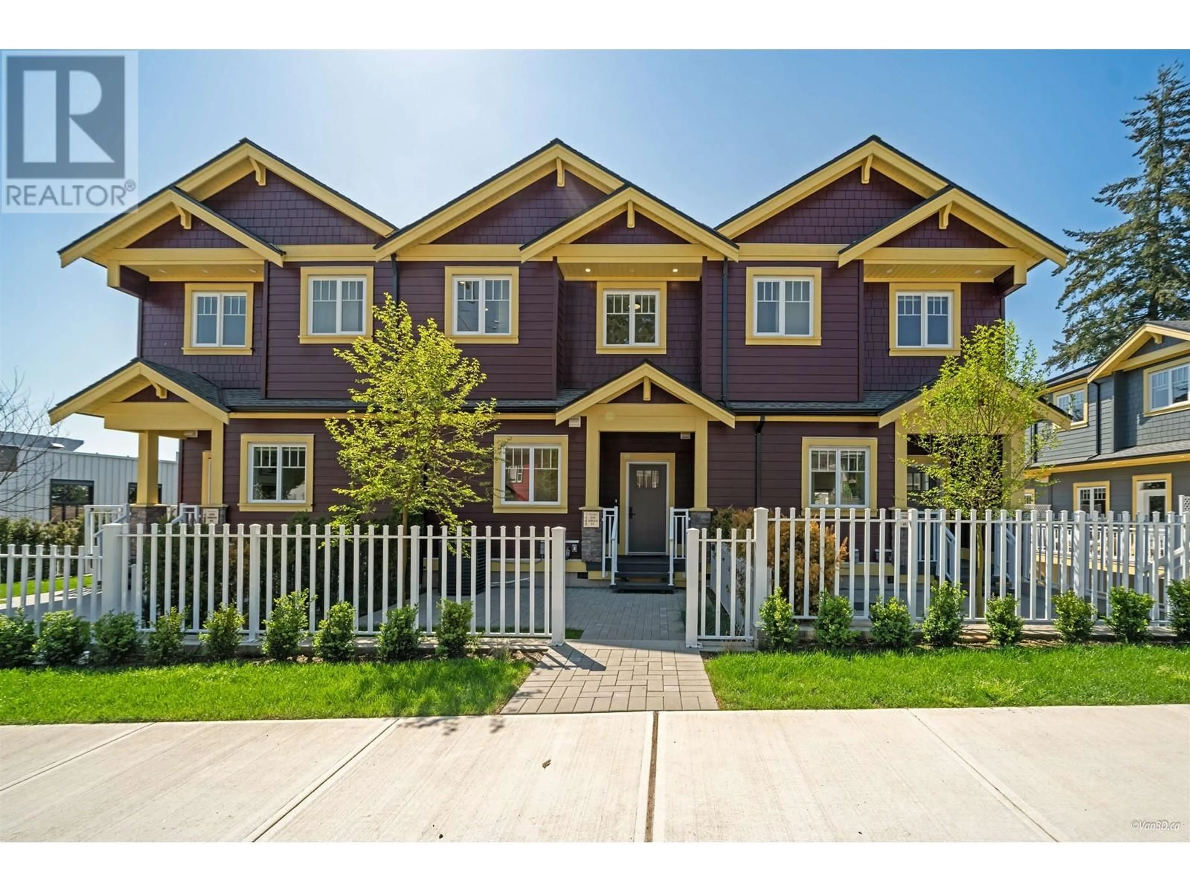 Home with vinyl exterior material, street for 105 - 235 LEBLEU STREET, Coquitlam British Columbia V3K4L7