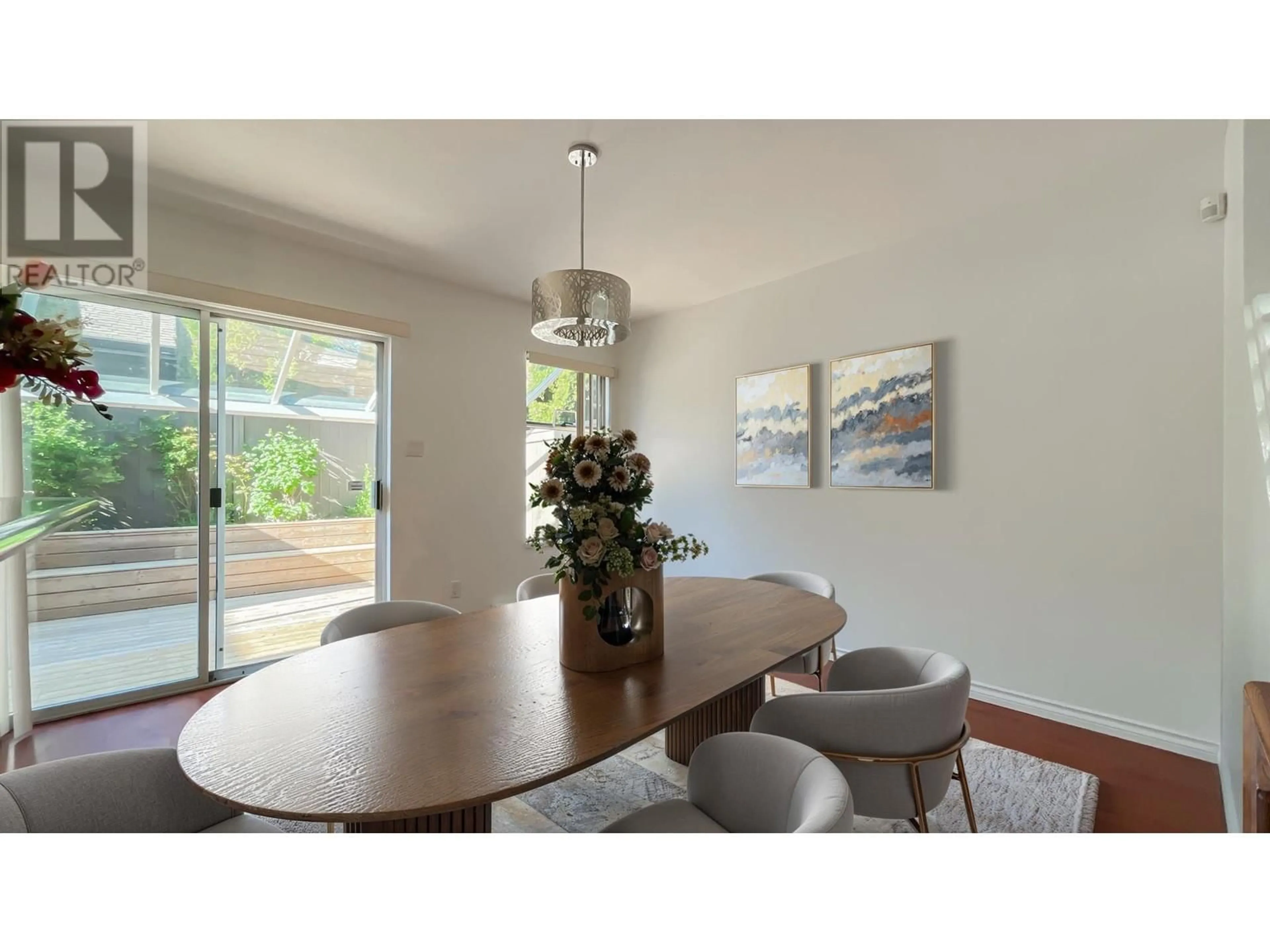 Dining room, wood/laminate floor for 2994 MT SEYMOUR PARKWAY, North Vancouver British Columbia V7H1E9