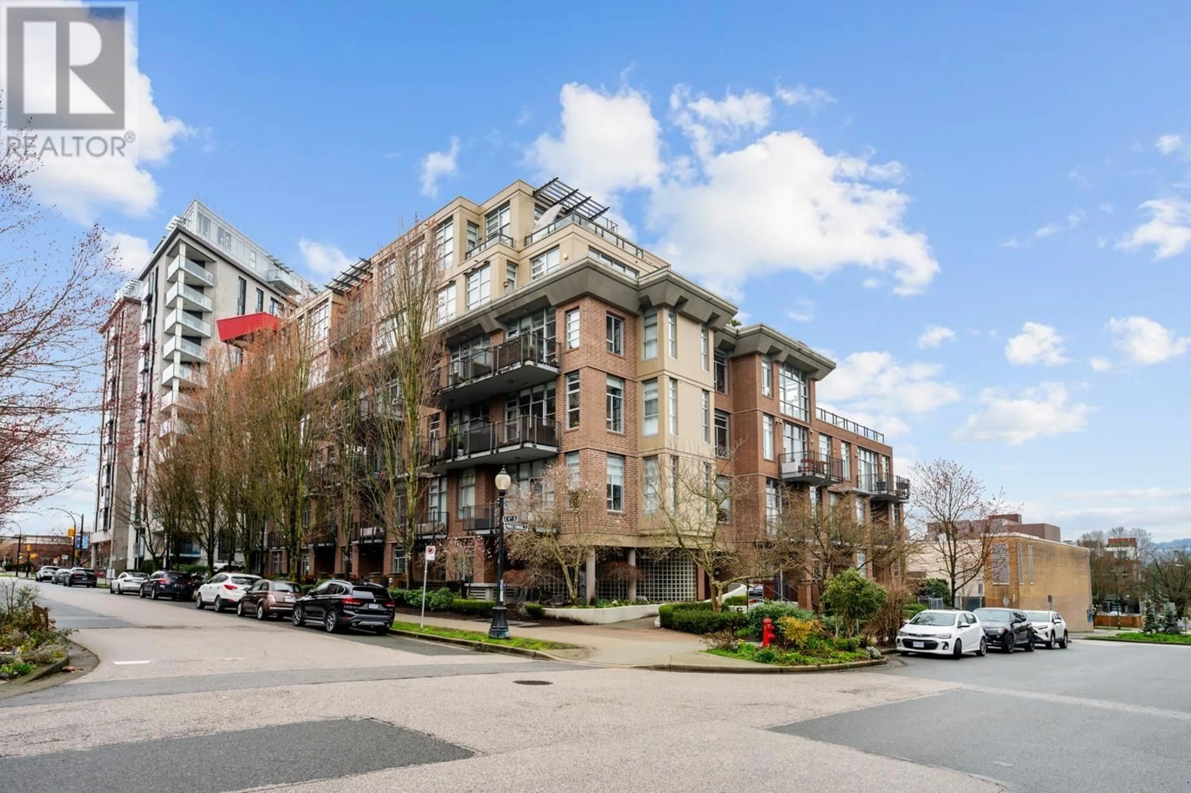 Patio, street for 606 - 2635 PRINCE EDWARD STREET, Vancouver British Columbia V5T4V7